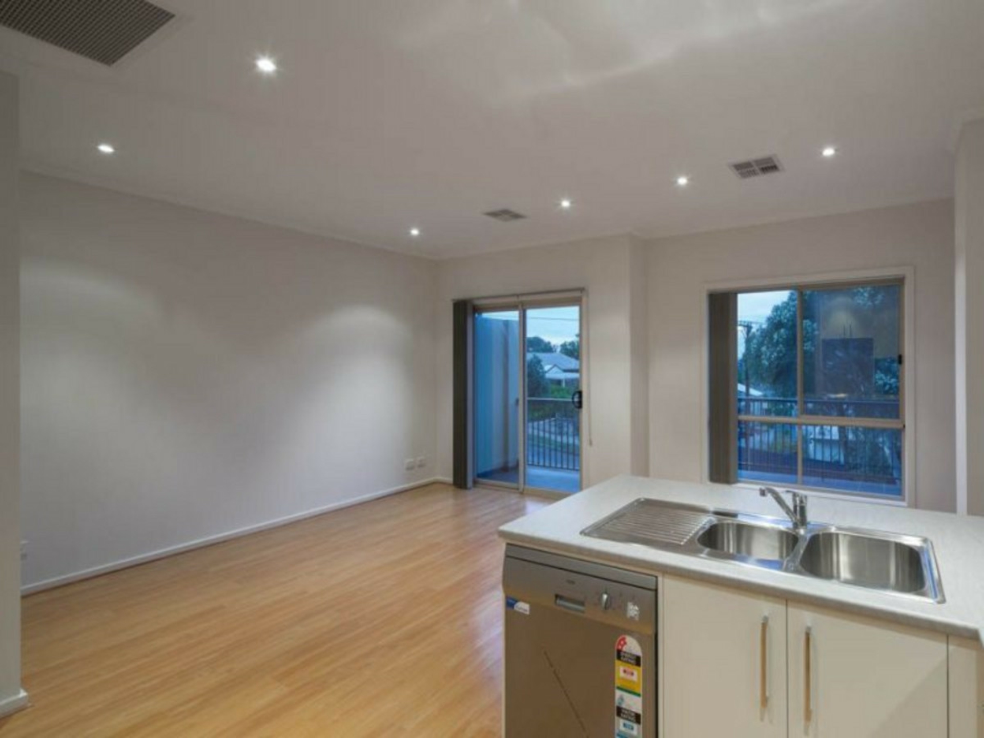 14 Domain Street, MOANA
