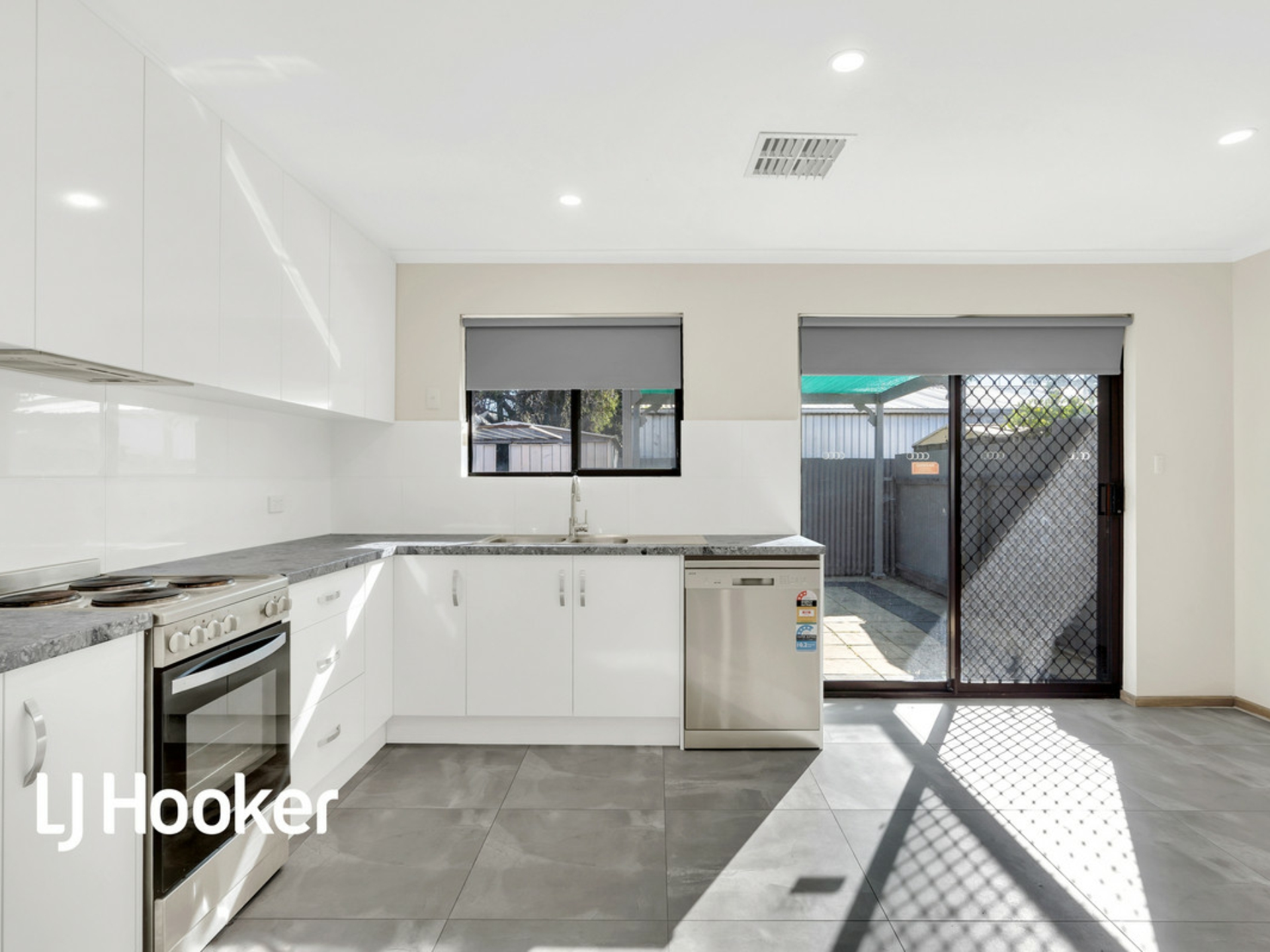 2/7 Formby Street, HILTON