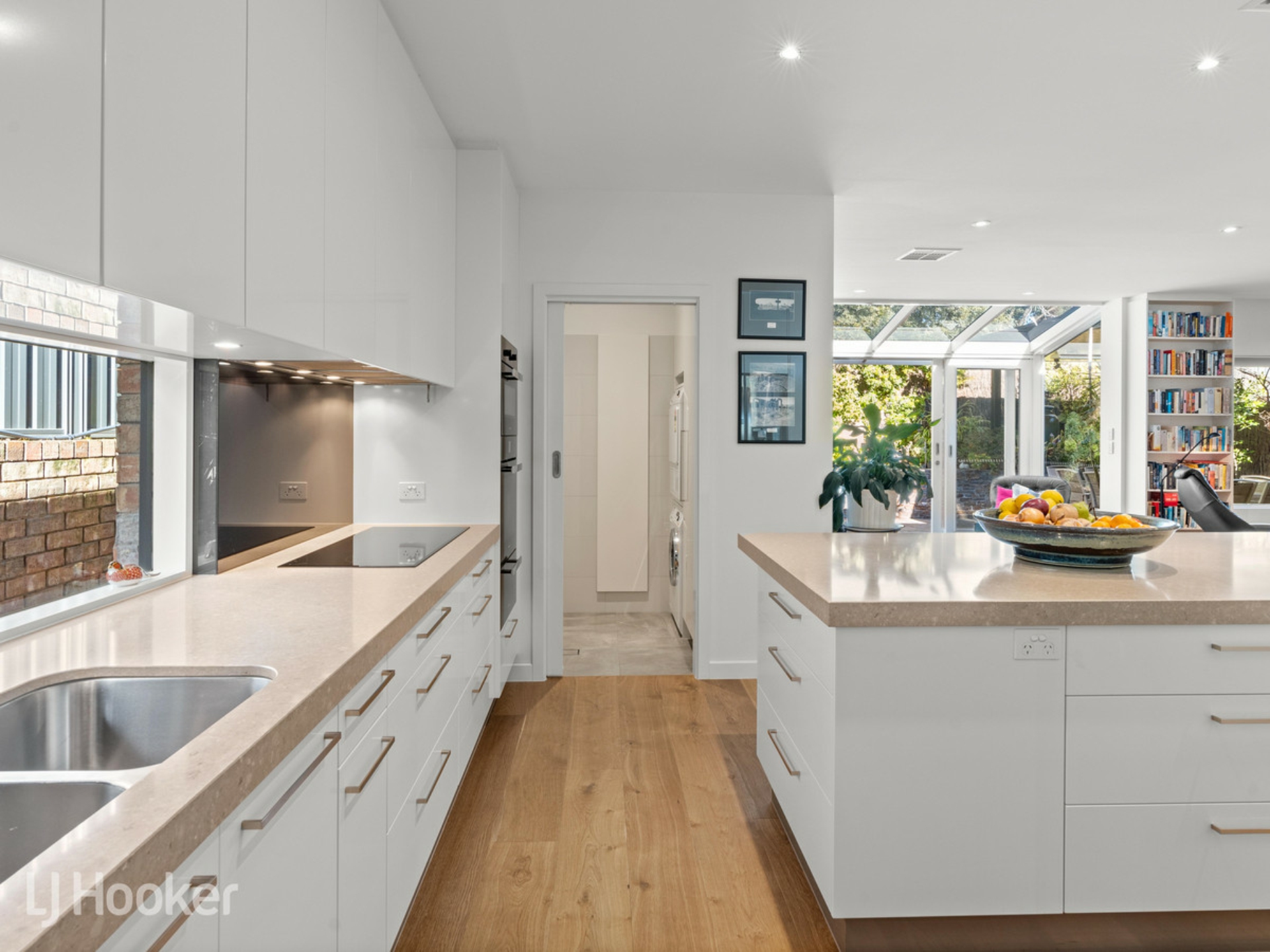 2/10A Gilles Road, GLEN OSMOND