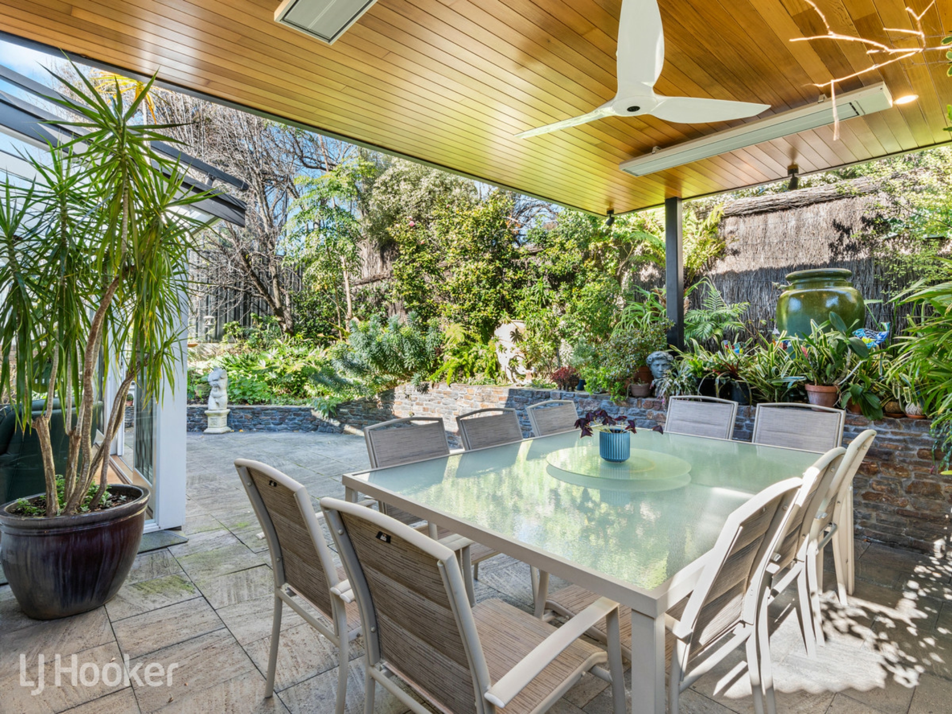 2/10A Gilles Road, GLEN OSMOND