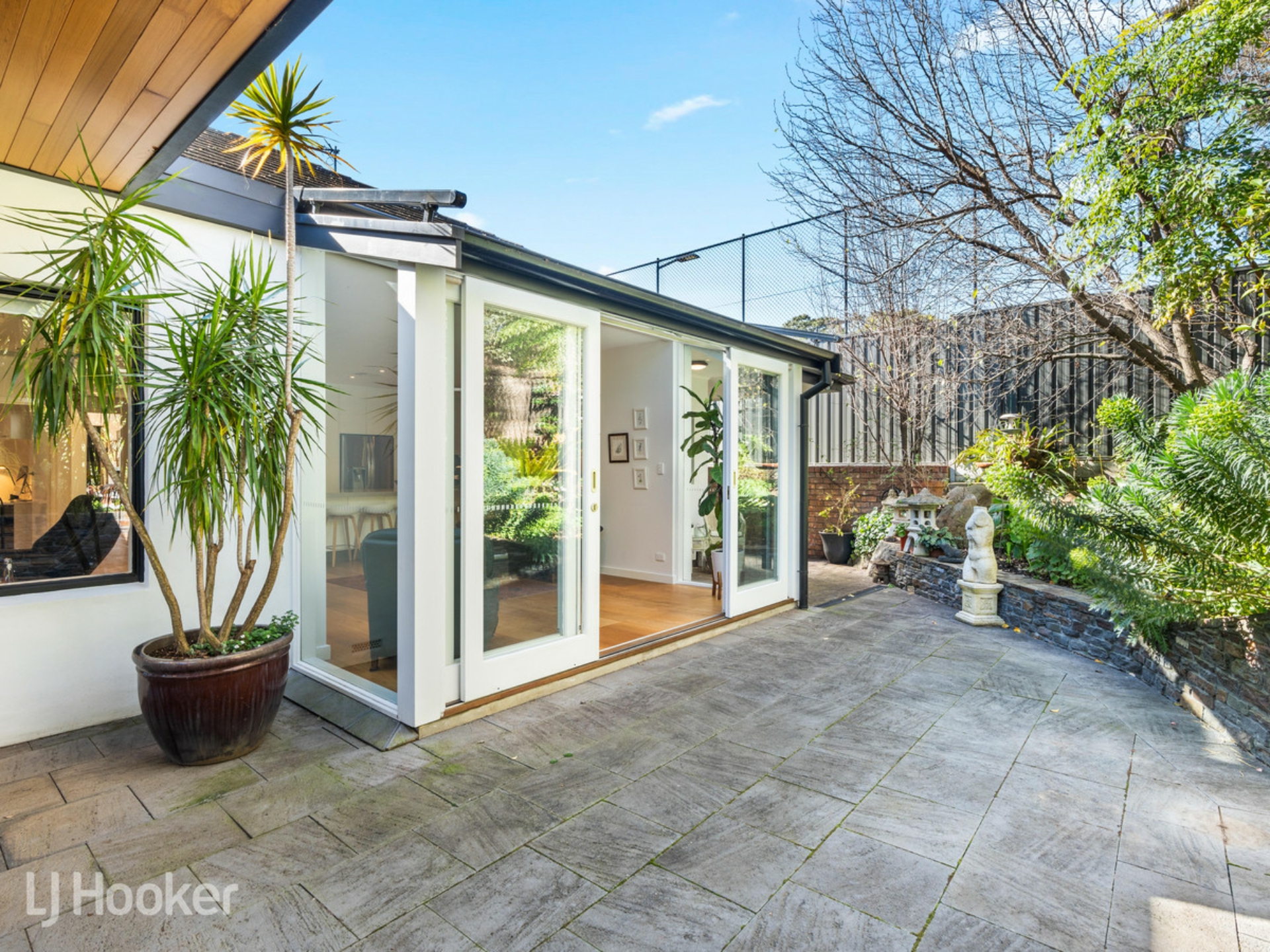 2/10A Gilles Road, GLEN OSMOND
