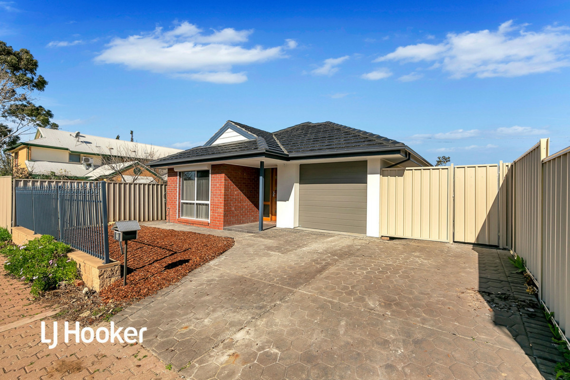 3 Hampton Drive, OAKDEN