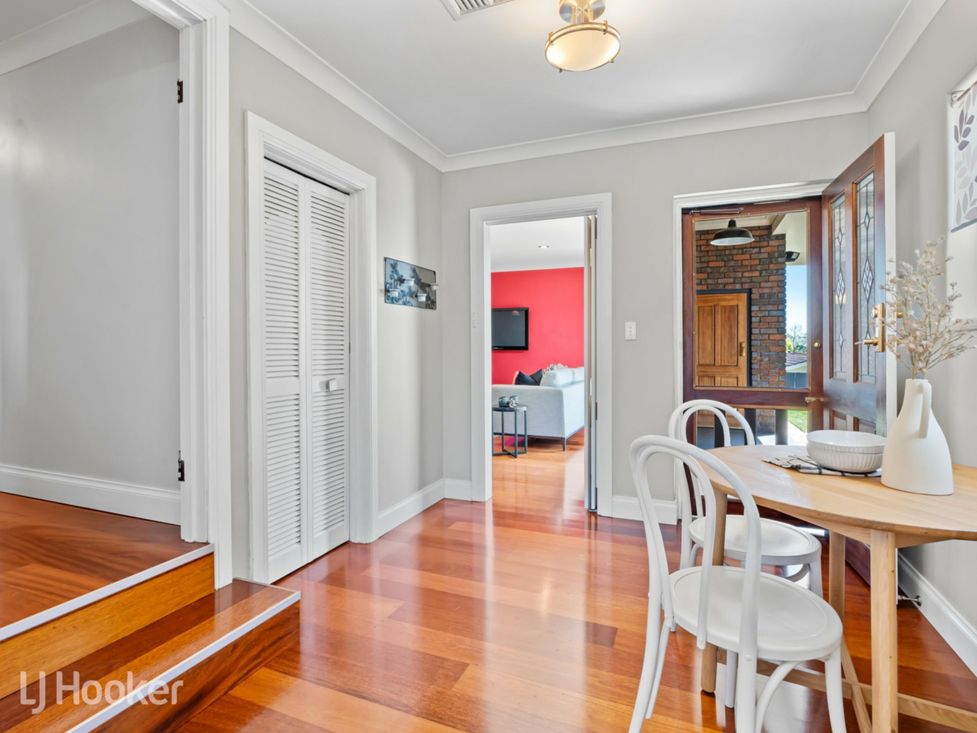 31 Landscape Crescent, HIGHBURY