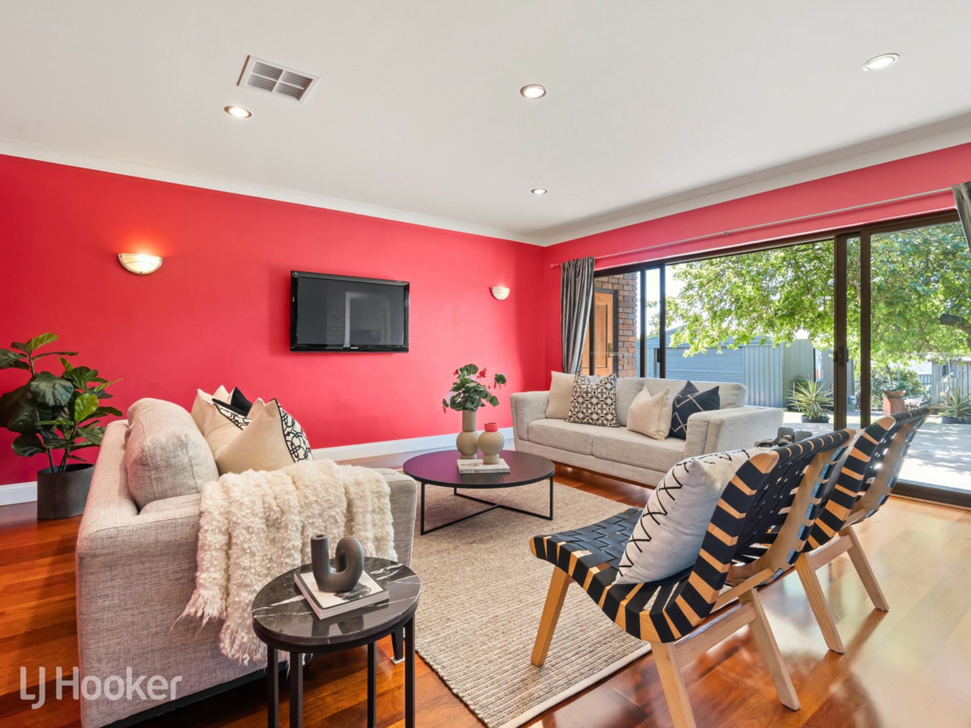 31 Landscape Crescent, HIGHBURY