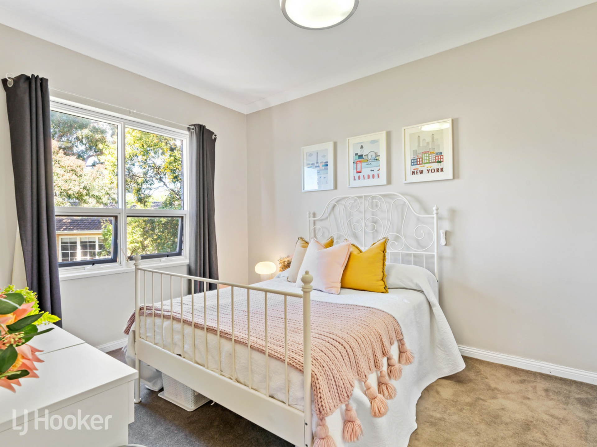 31 Landscape Crescent, HIGHBURY