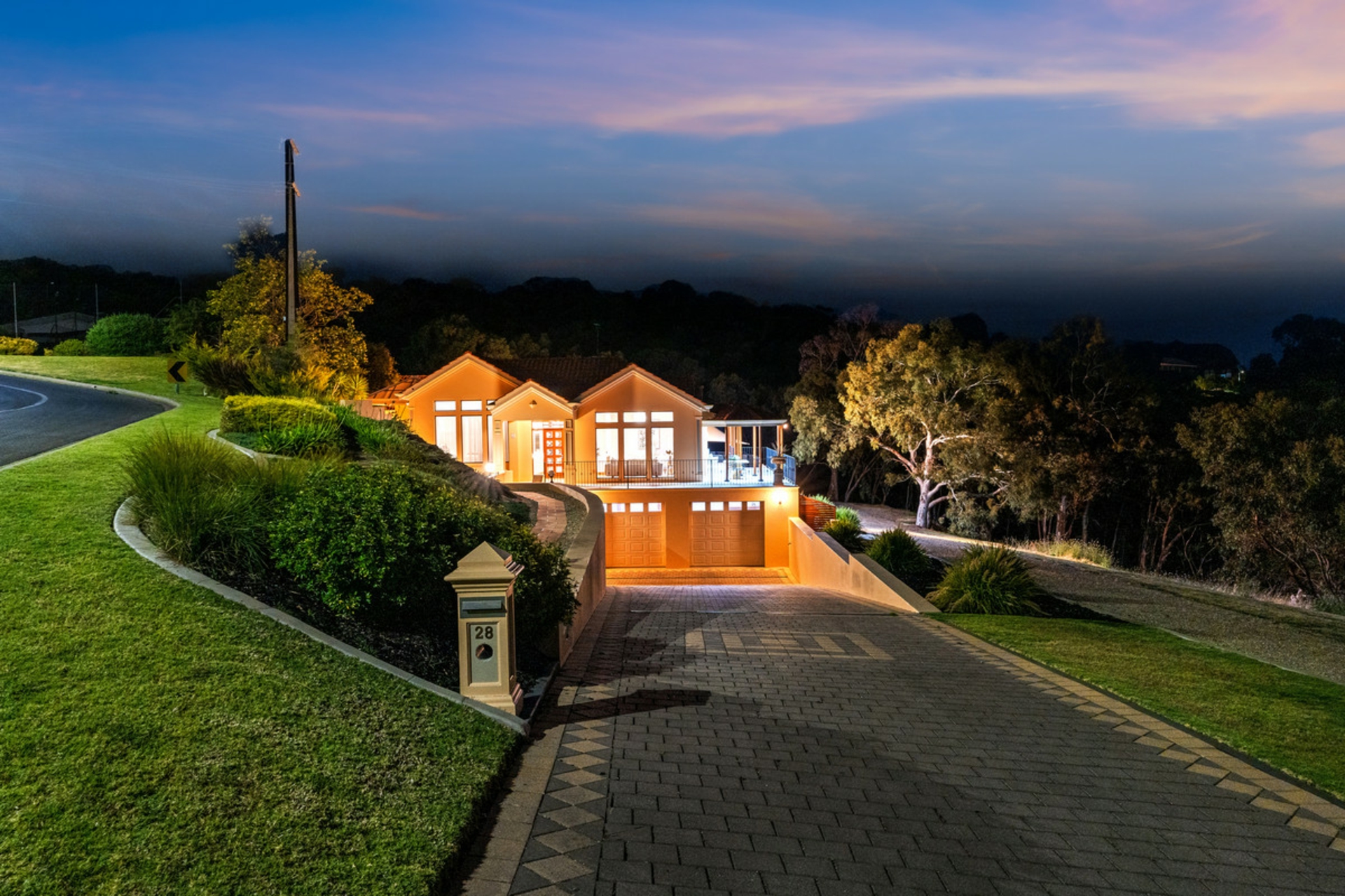 28 Port Lincoln Boulevard, PASADENA