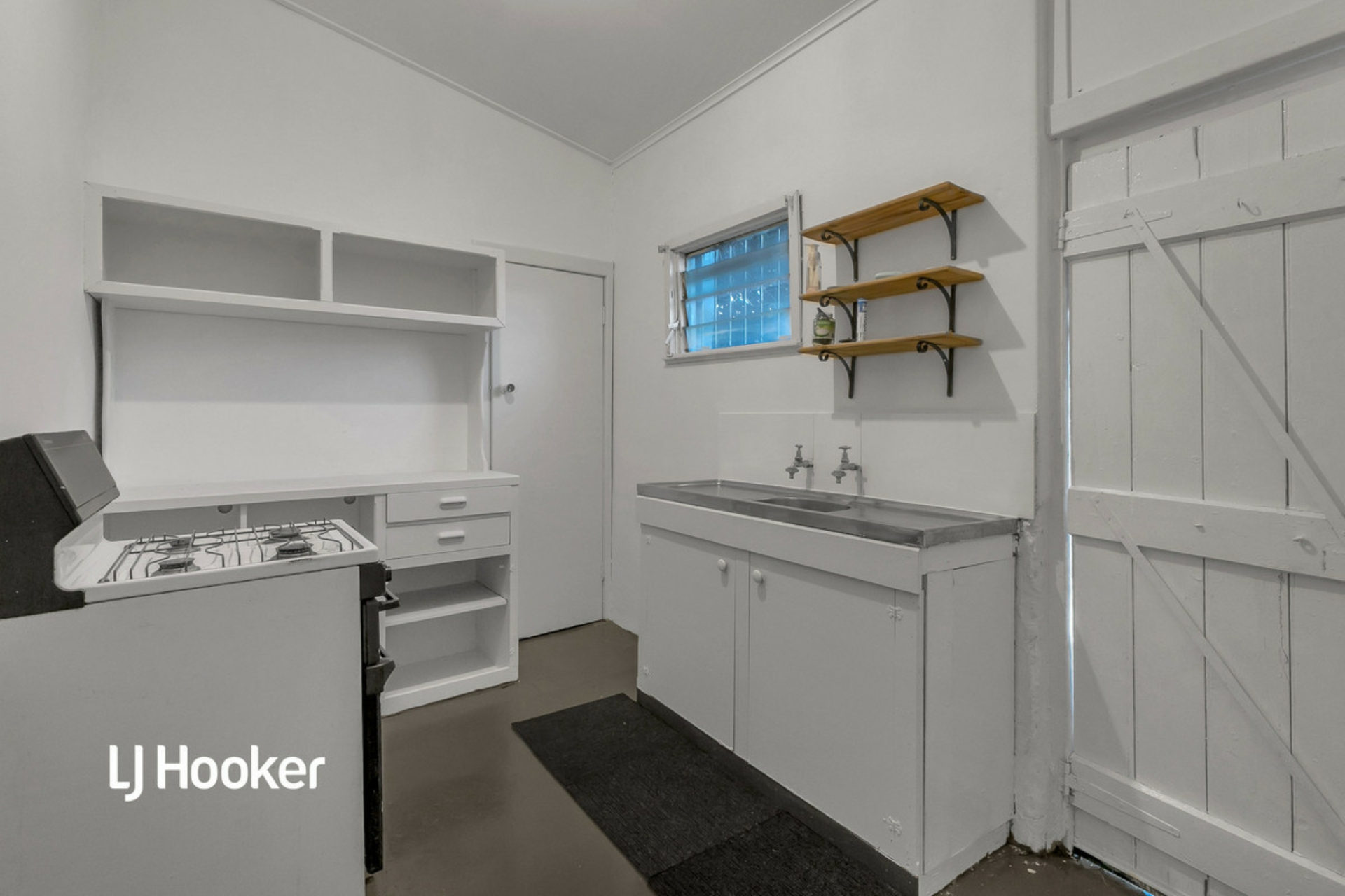 16 Dequetteville Terrace, KENT TOWN