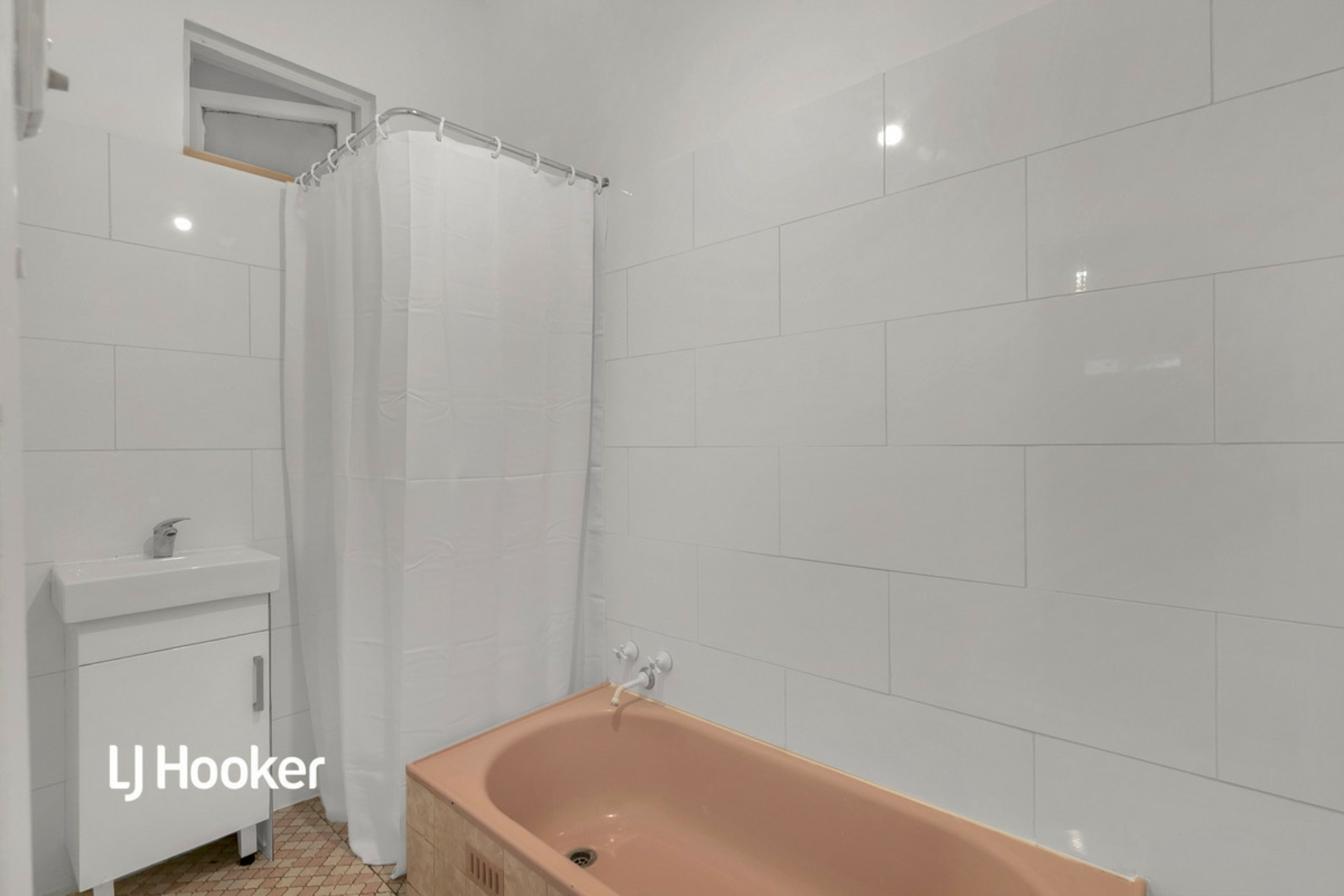 16 Dequetteville Terrace, KENT TOWN
