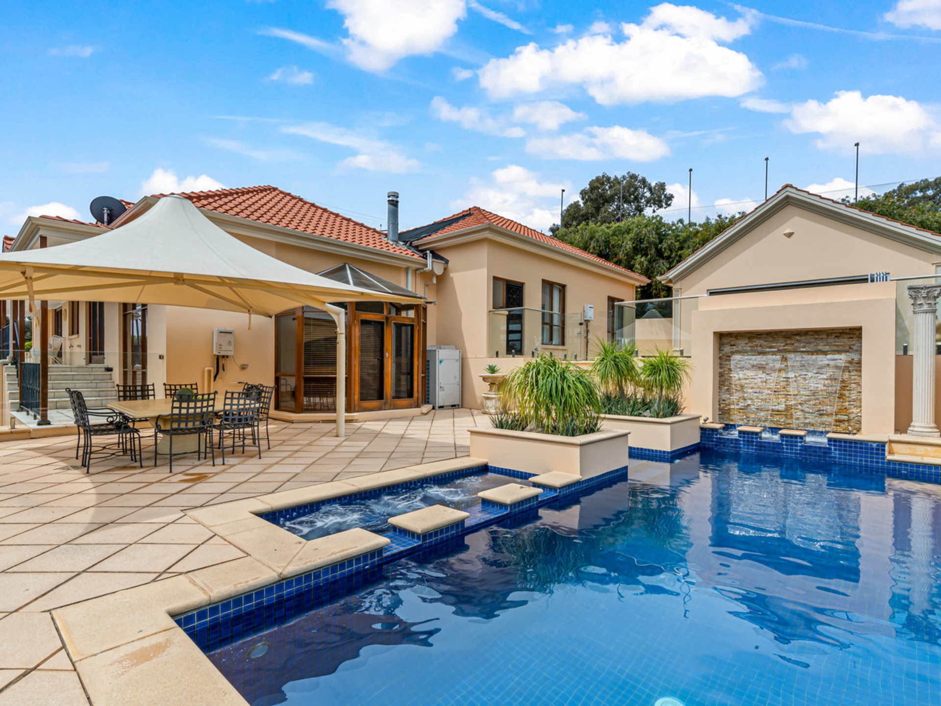 28 Port Lincoln Boulevard, PASADENA