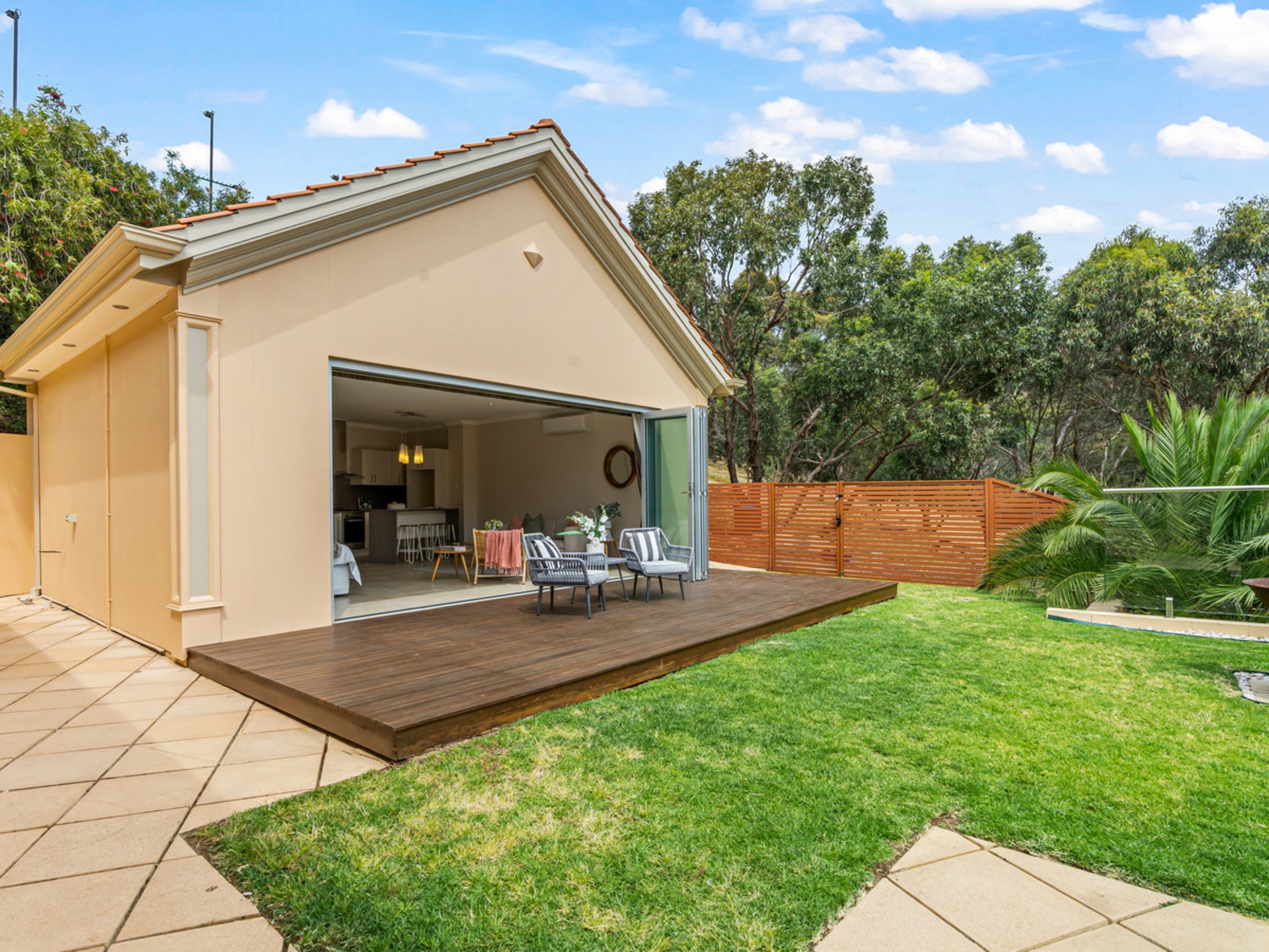 28 Port Lincoln Boulevard, PASADENA