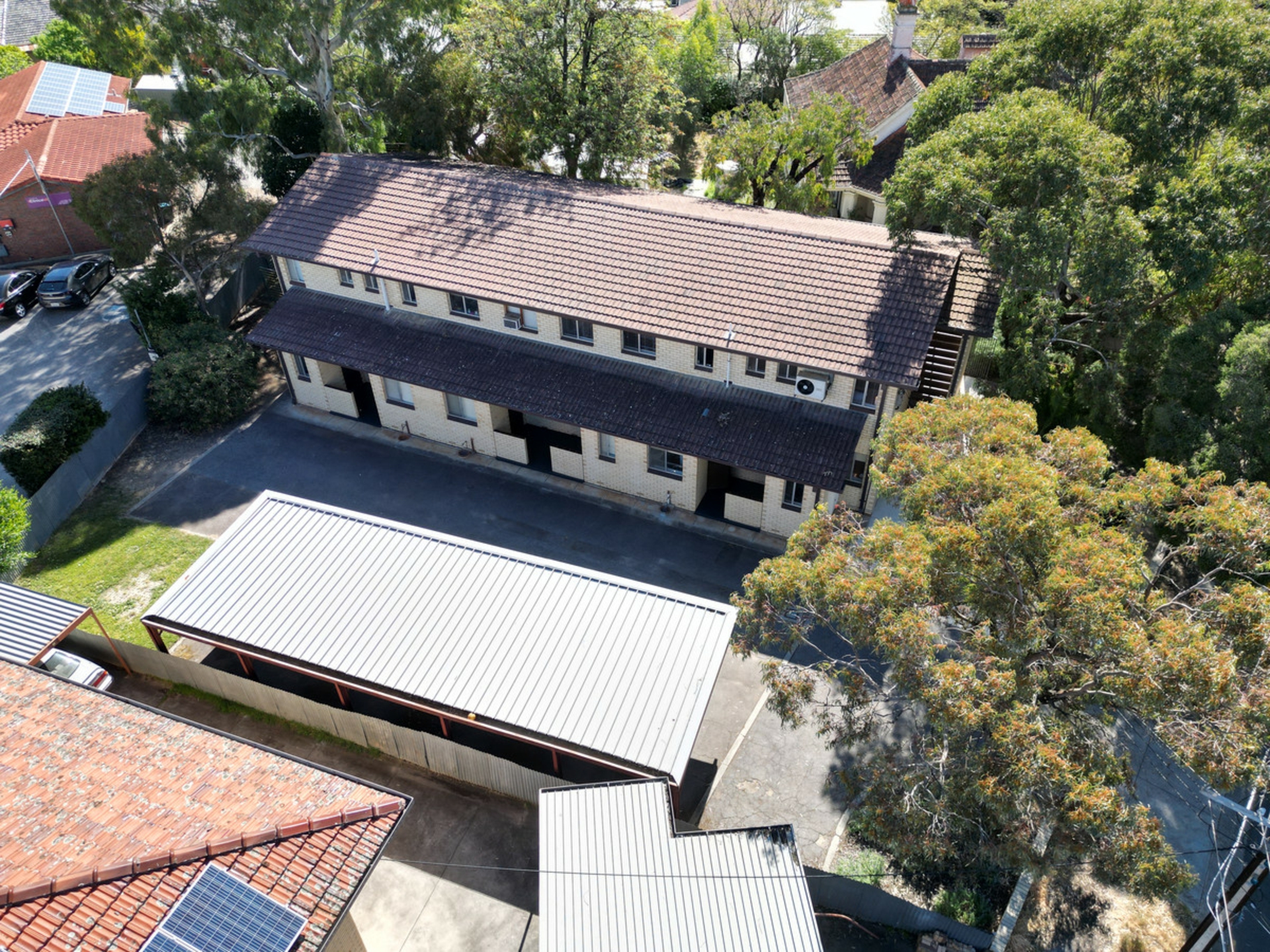 1/2 Botanic Grove, Campbelltown