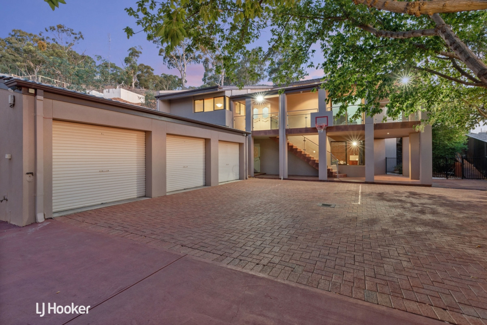 5 Heyes Court, ROSTREVOR