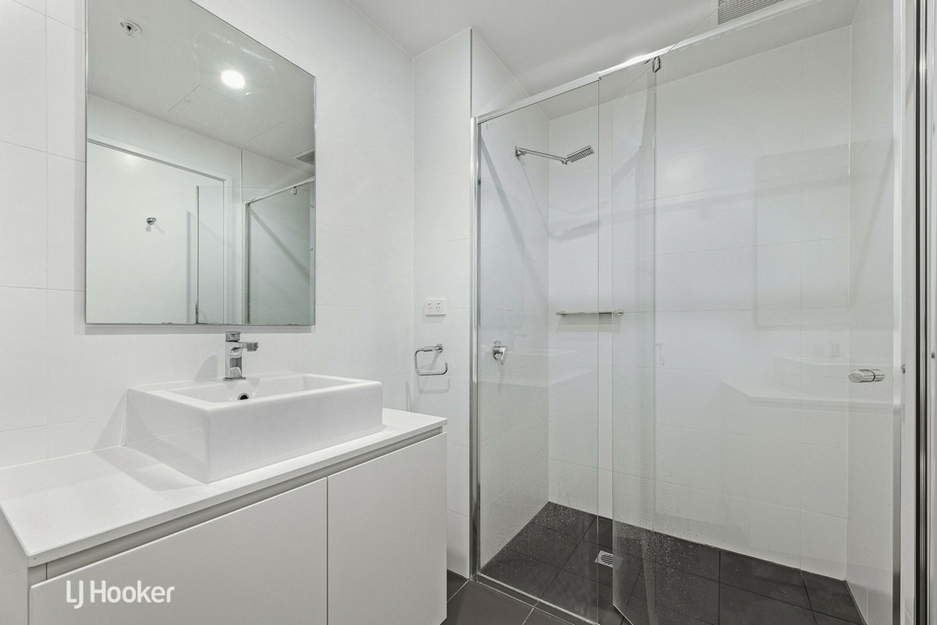 301/156 Wright Street, ADELAIDE