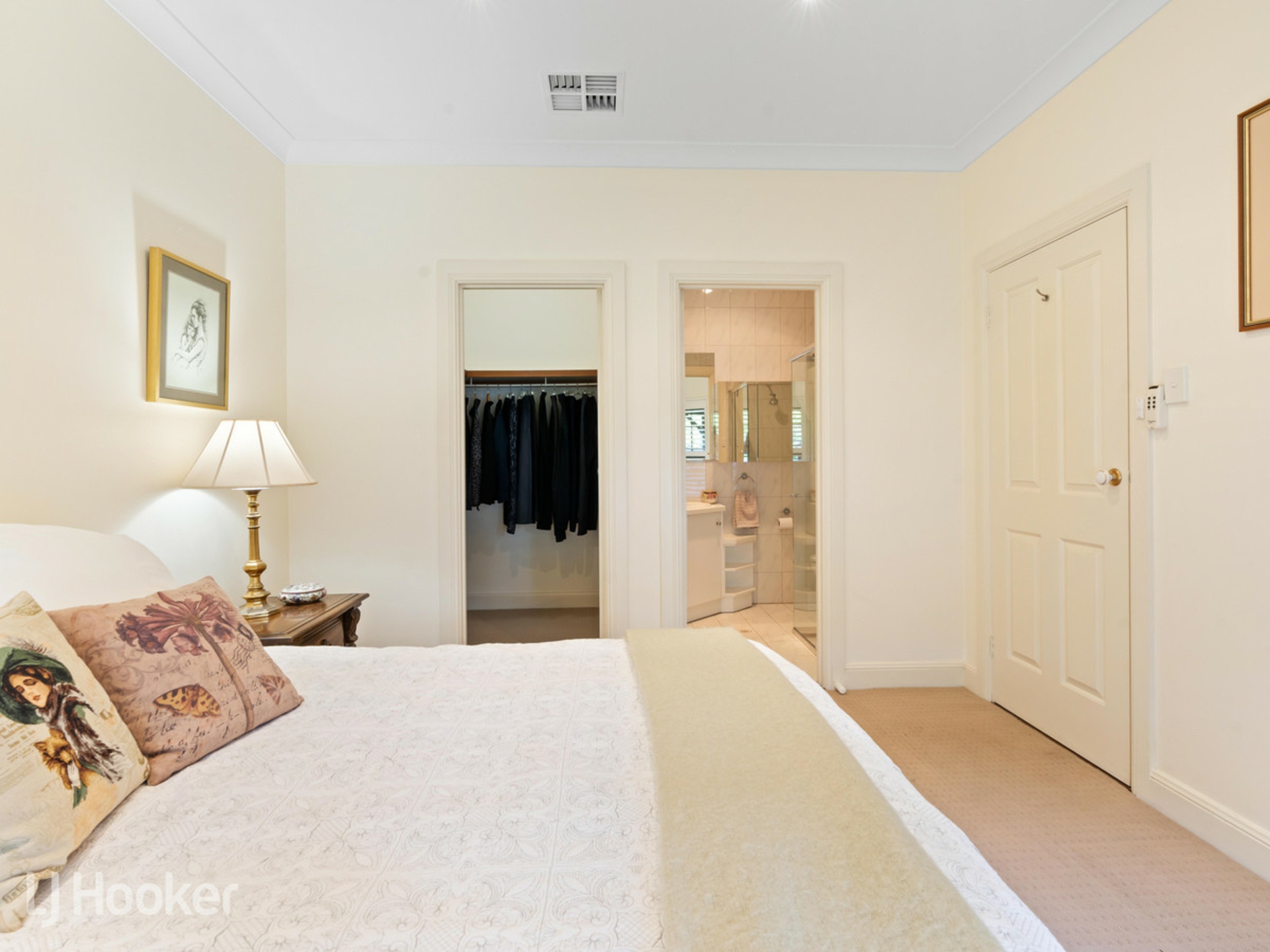 2/9 Ellerslie Street, KENSINGTON GARDENS