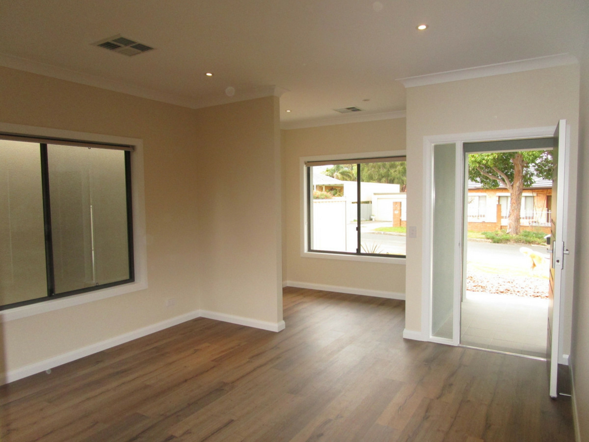 8A Zircon Crescent, HIGHBURY
