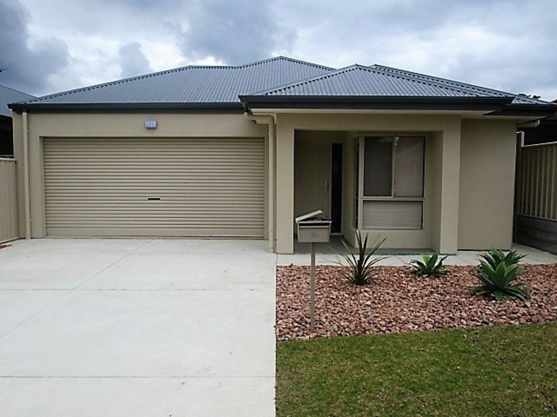 8A Zircon Crescent, HIGHBURY