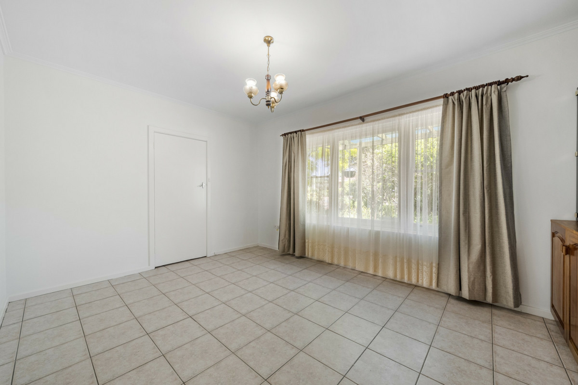 17 Karina Crescent, HOLDEN HILL