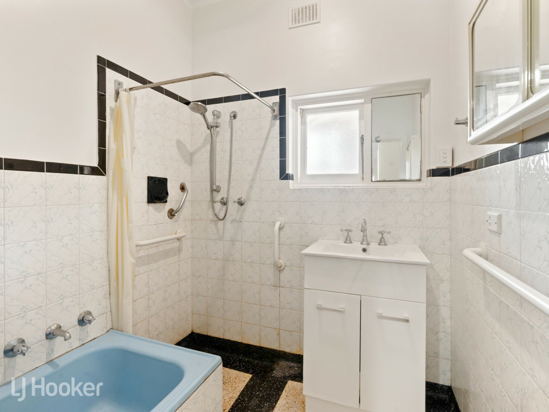 7 Teak Street, CAMPBELLTOWN