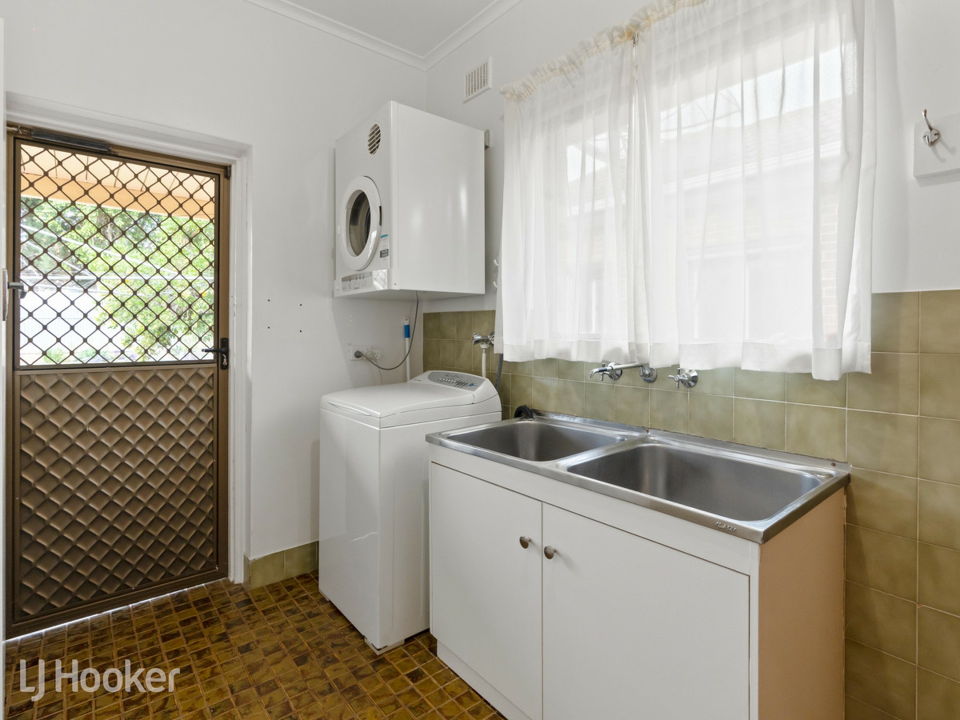 7 Teak Street, CAMPBELLTOWN