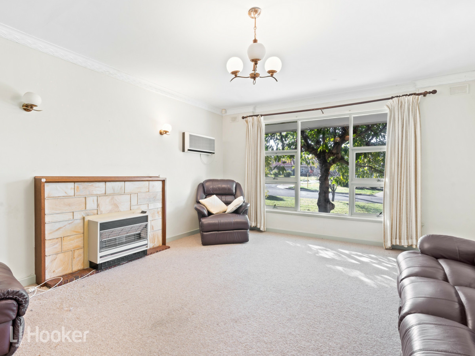 16 Karri Drive, DERNANCOURT