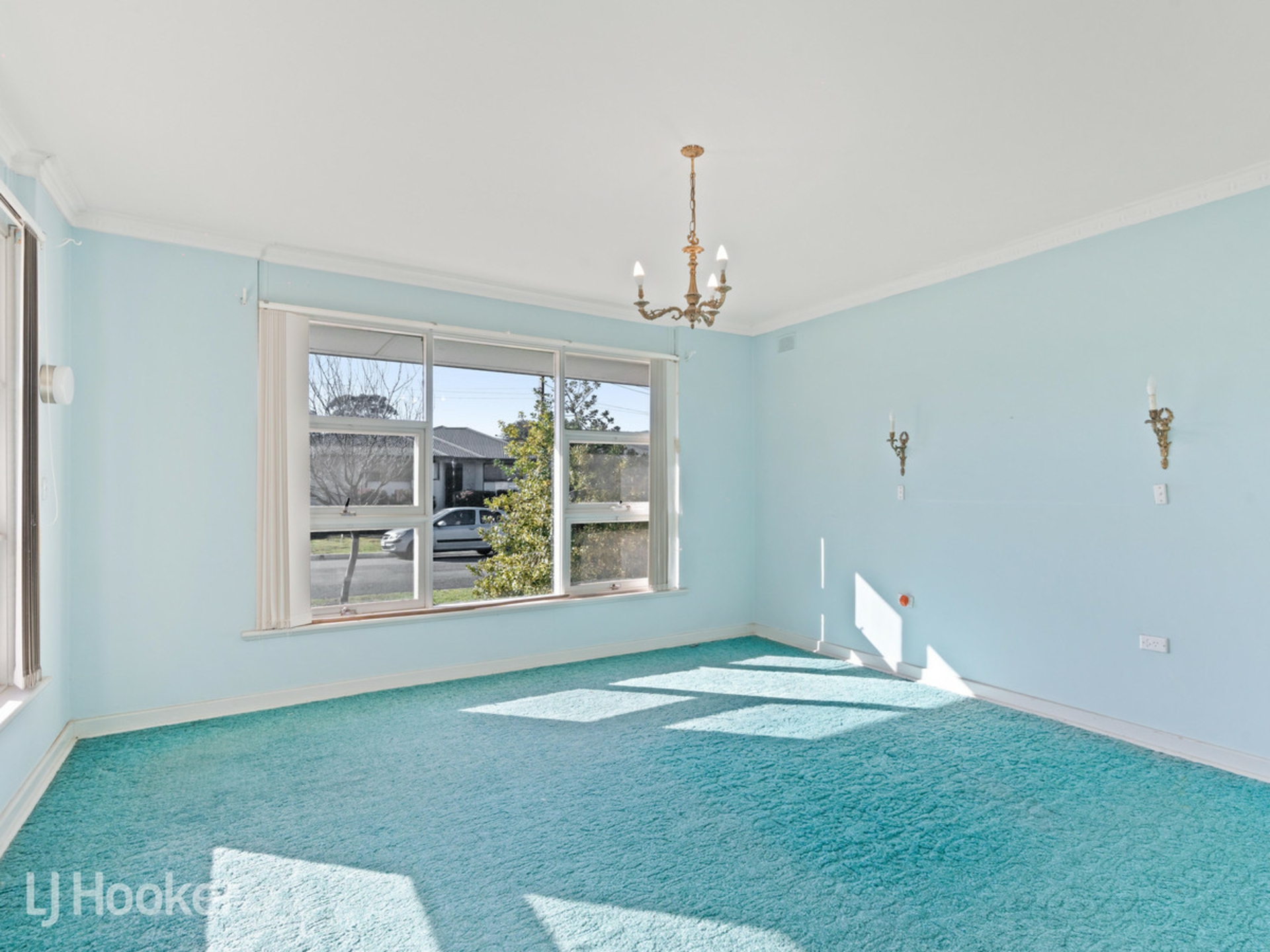 16 Karri Drive, DERNANCOURT