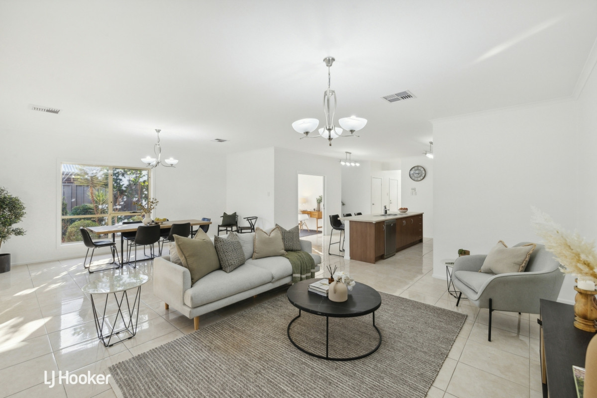 49 Rapid Avenue, LIGHTSVIEW