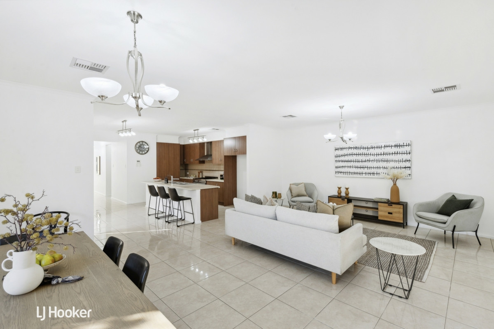 49 Rapid Avenue, LIGHTSVIEW