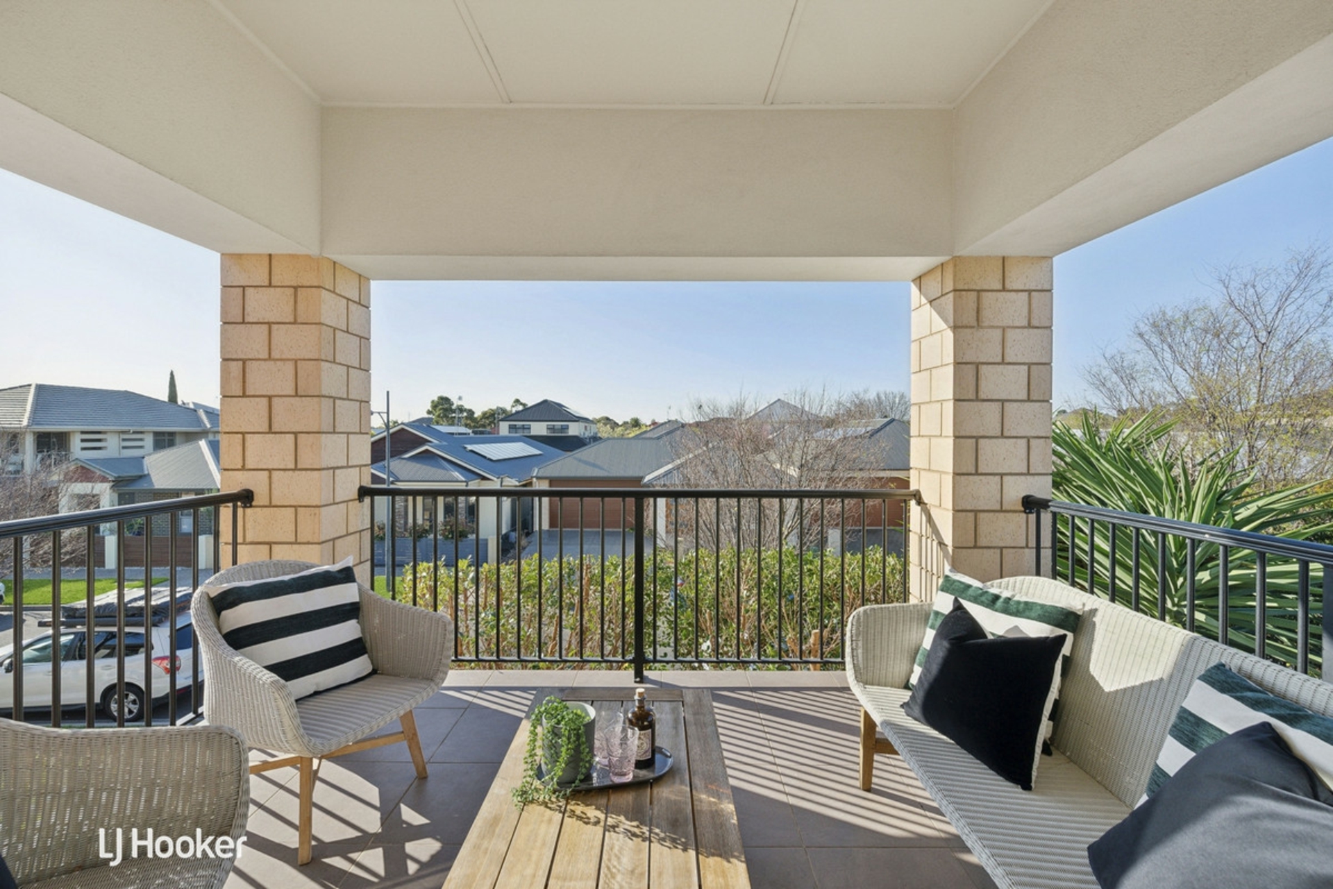 49 Rapid Avenue, LIGHTSVIEW