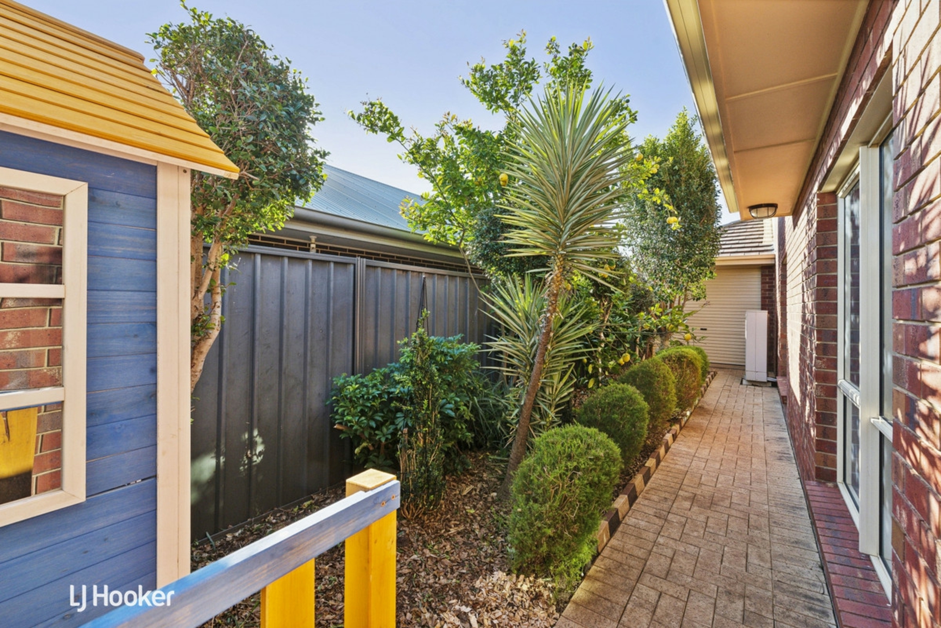 49 Rapid Avenue, LIGHTSVIEW