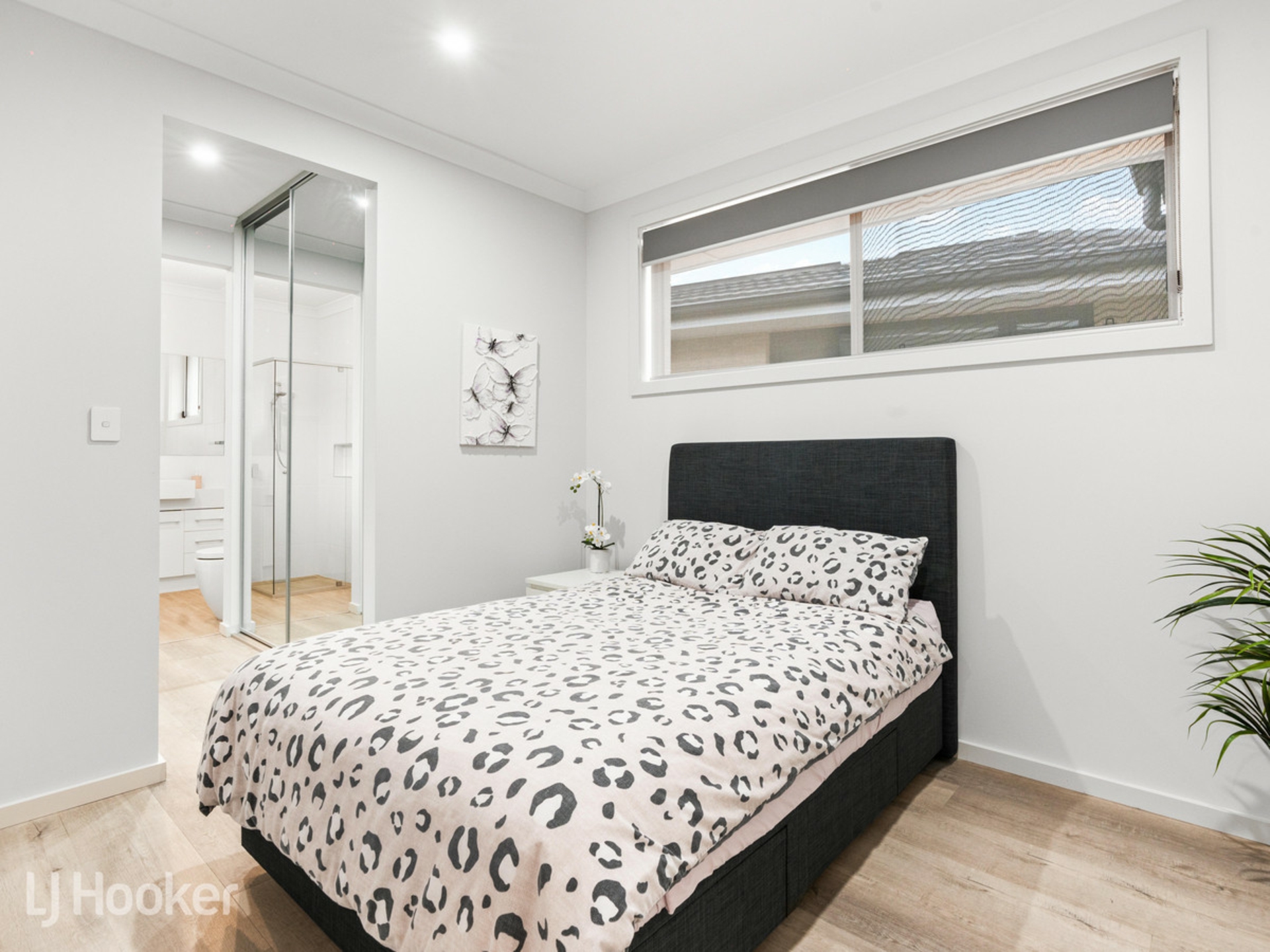 2A Silverlake Crescent, HIGHBURY