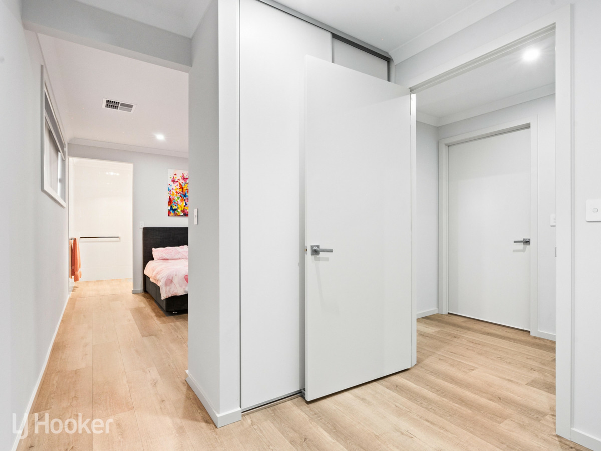 2A Silverlake Crescent, HIGHBURY