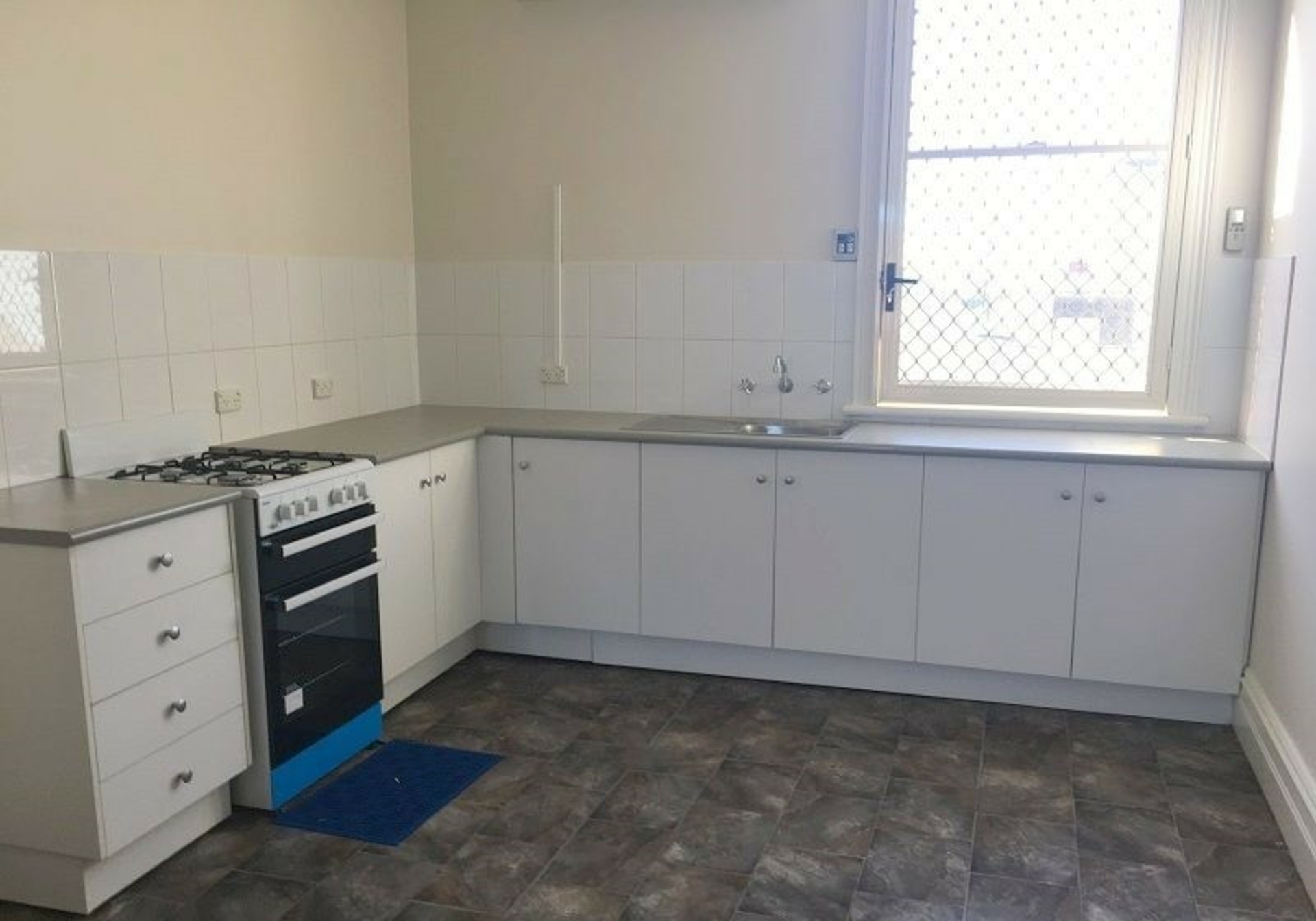 2/57 Semaphore Road, SEMAPHORE