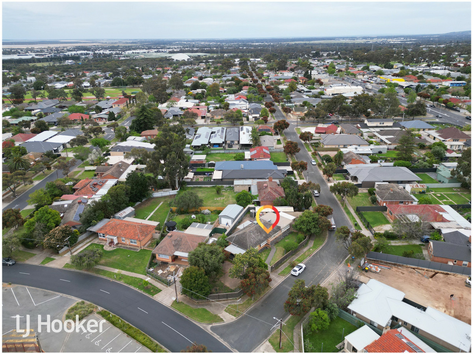 6 Coleridge Crescent, CLEARVIEW