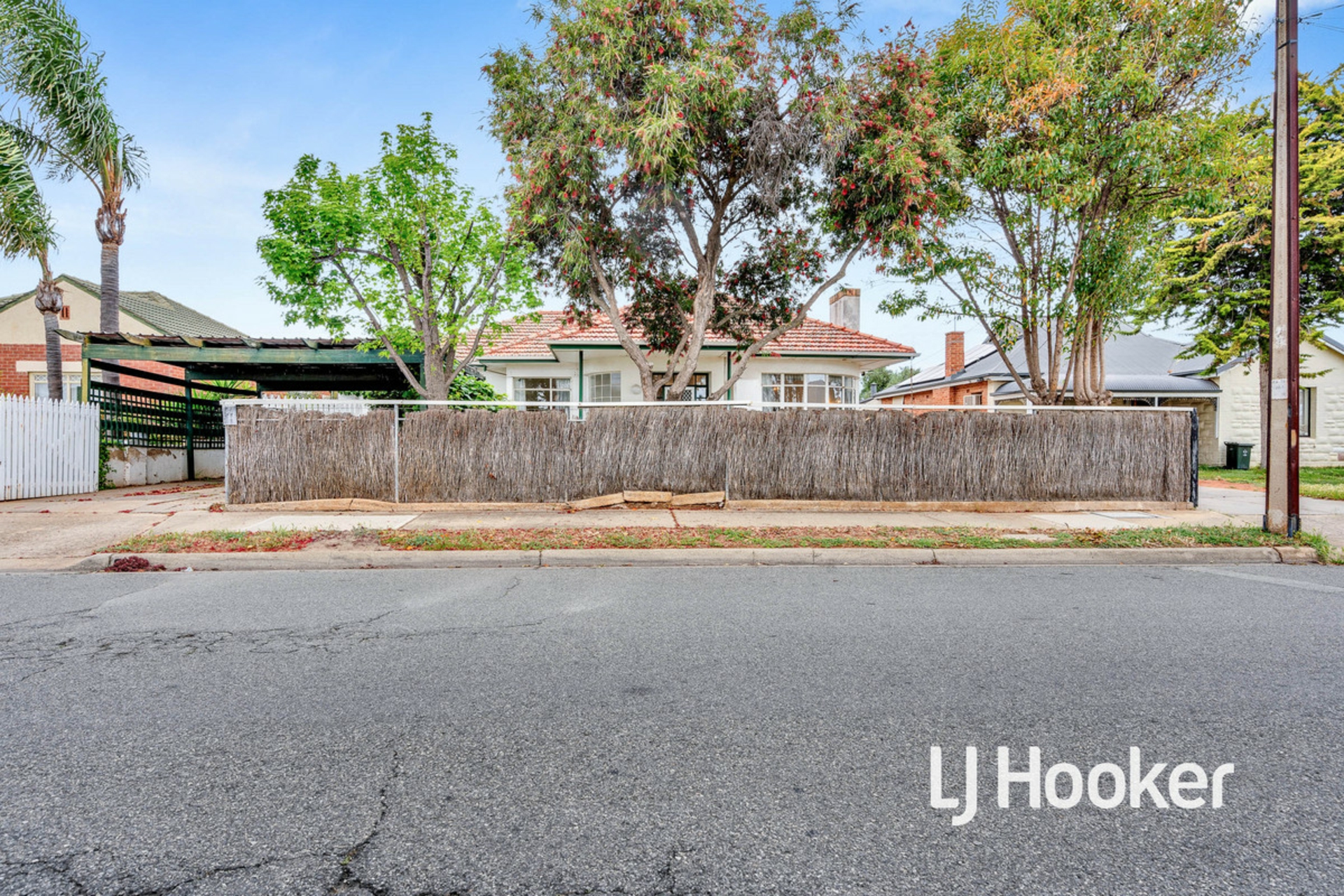 51 Balcombe Avenue, FINDON