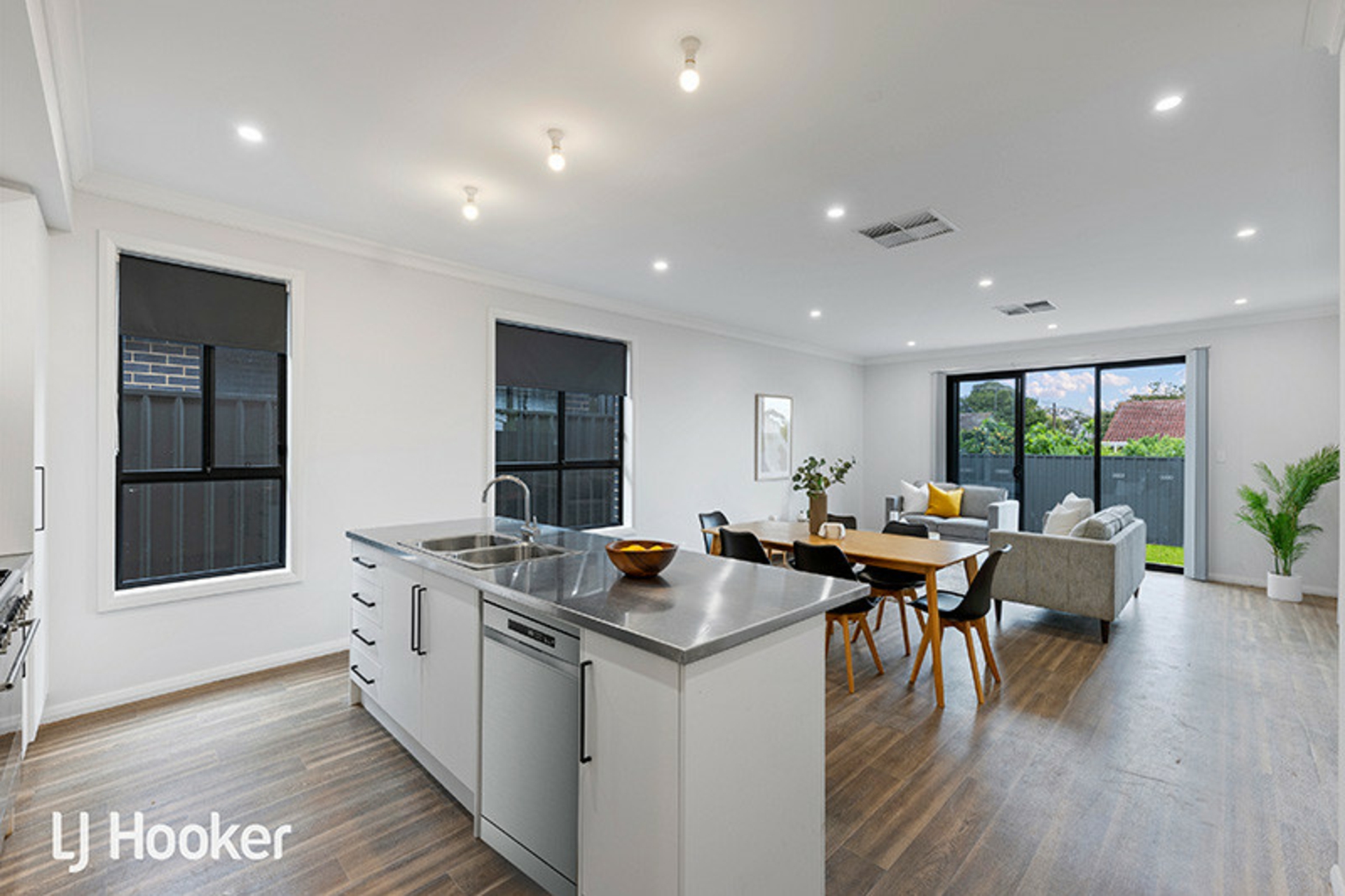 31 Christopher Road, CHRISTIE DOWNS
