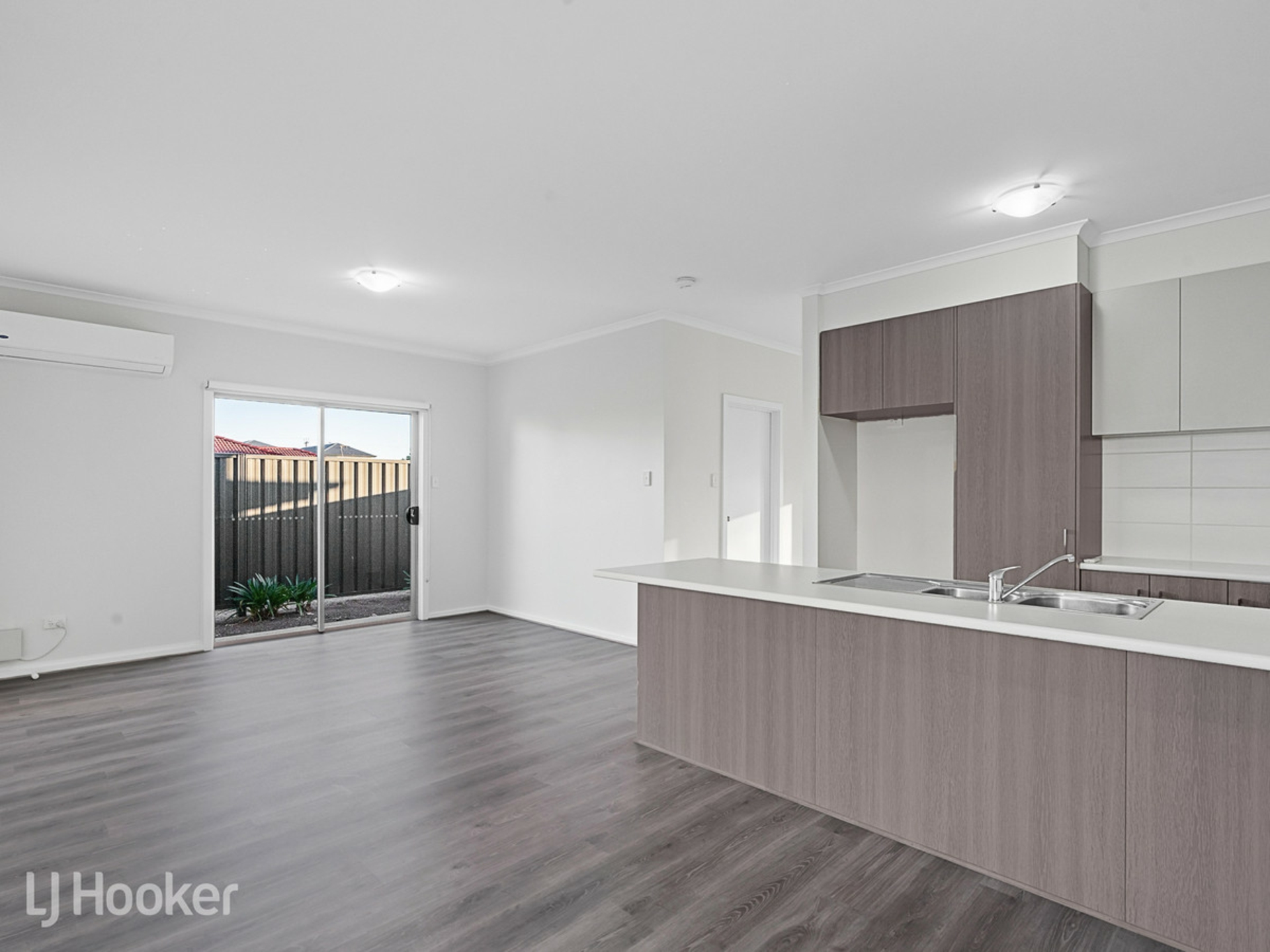 1 Esperance Street, PORT NOARLUNGA SOUTH