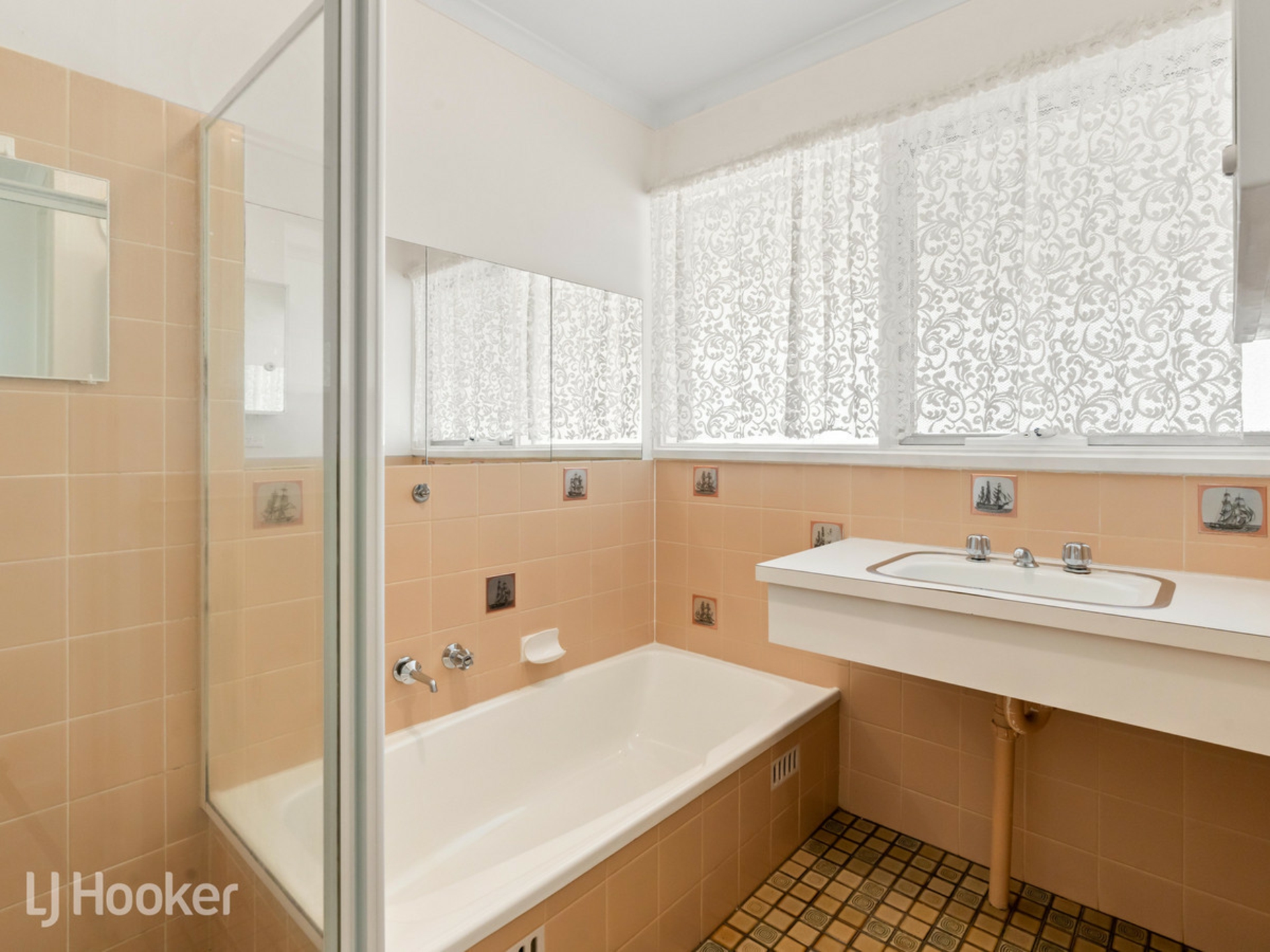 8 Hammond Avenue, BRAHMA LODGE