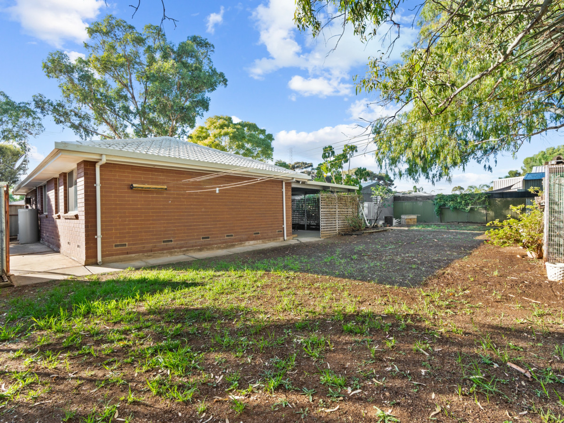 14 Alabar Crescent, GLOBE DERBY PARK