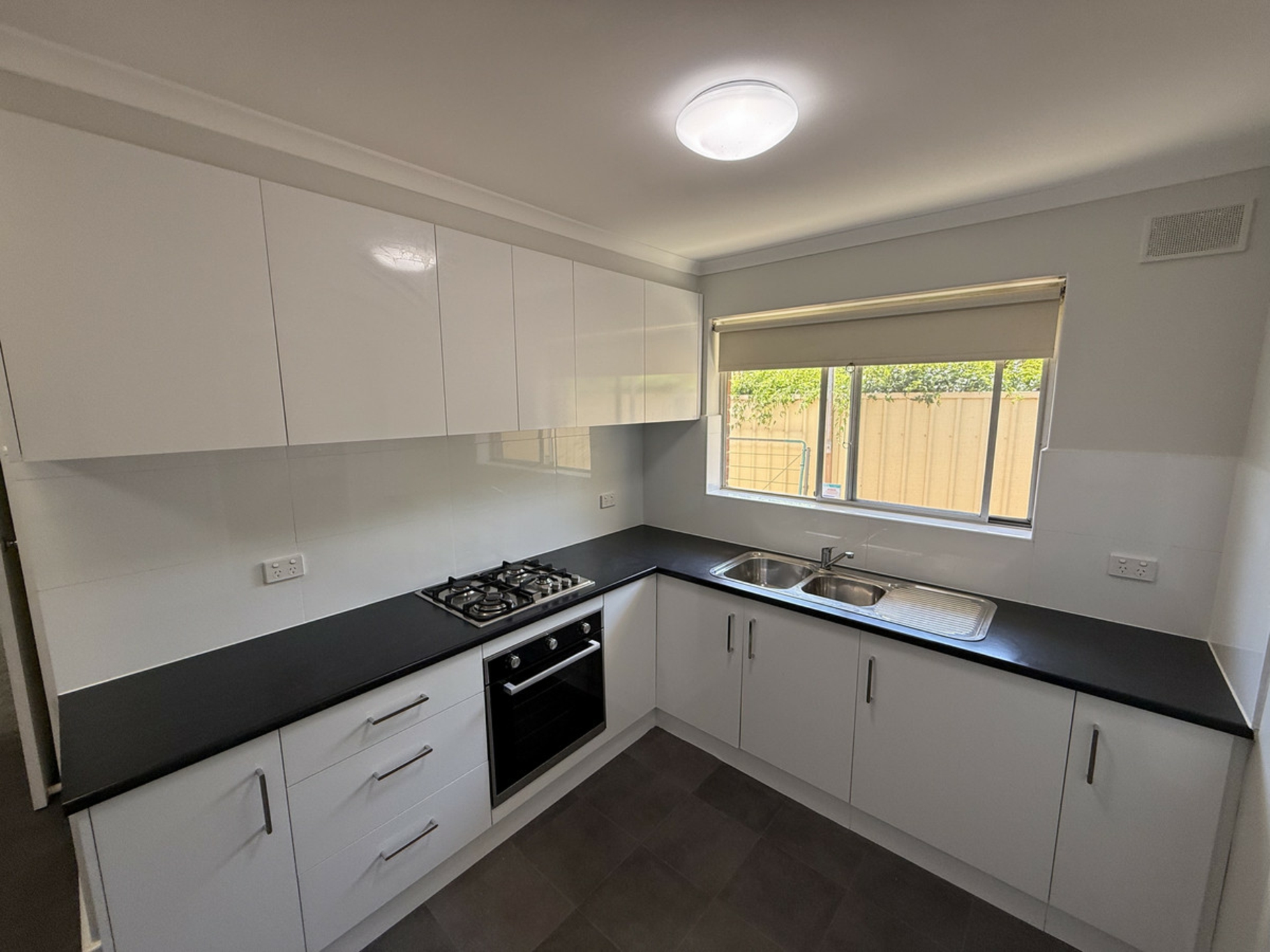 20B Stephen Terrace, ST PETERS