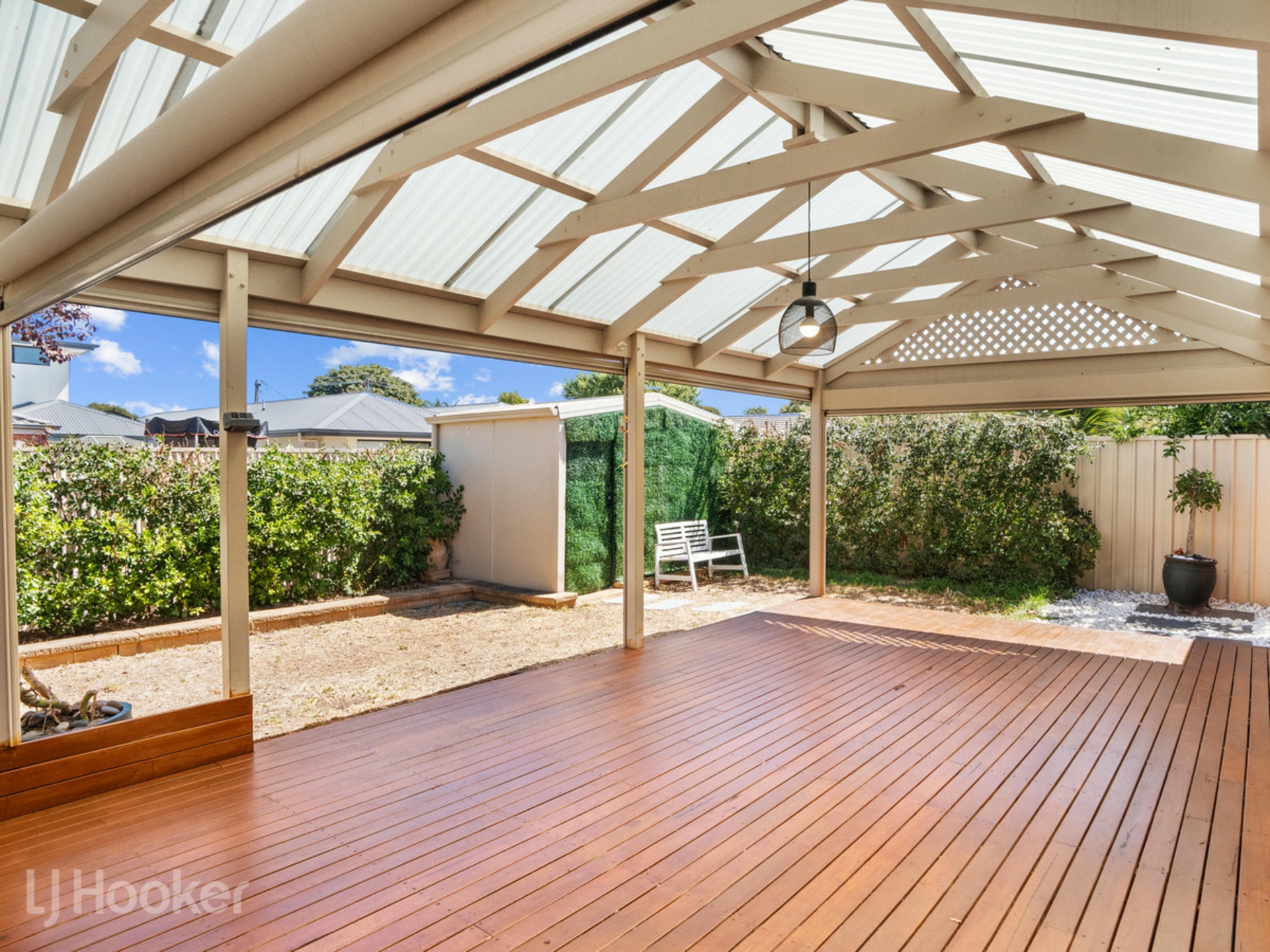 1 Innes Road, WINDSOR GARDENS