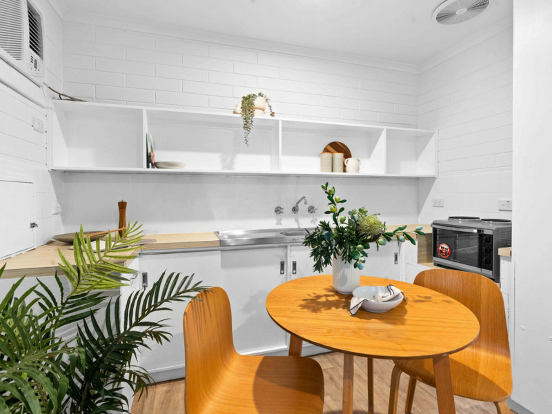 6 & 19 / 1 Cameron Avenue, GILLES PLAINS