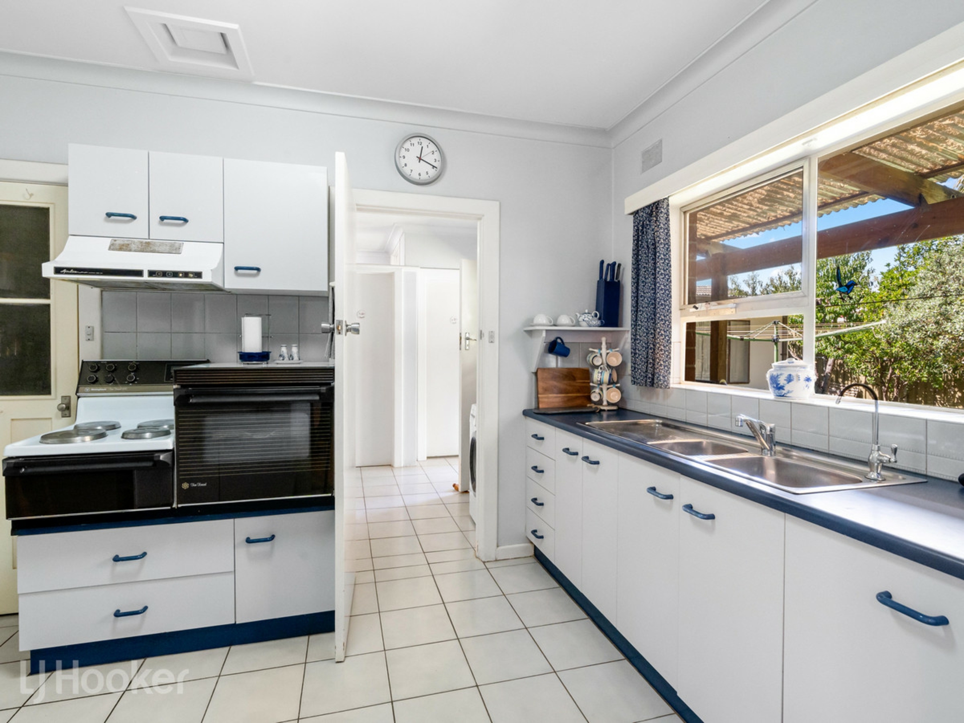 70 Greenglade Drive, PARADISE