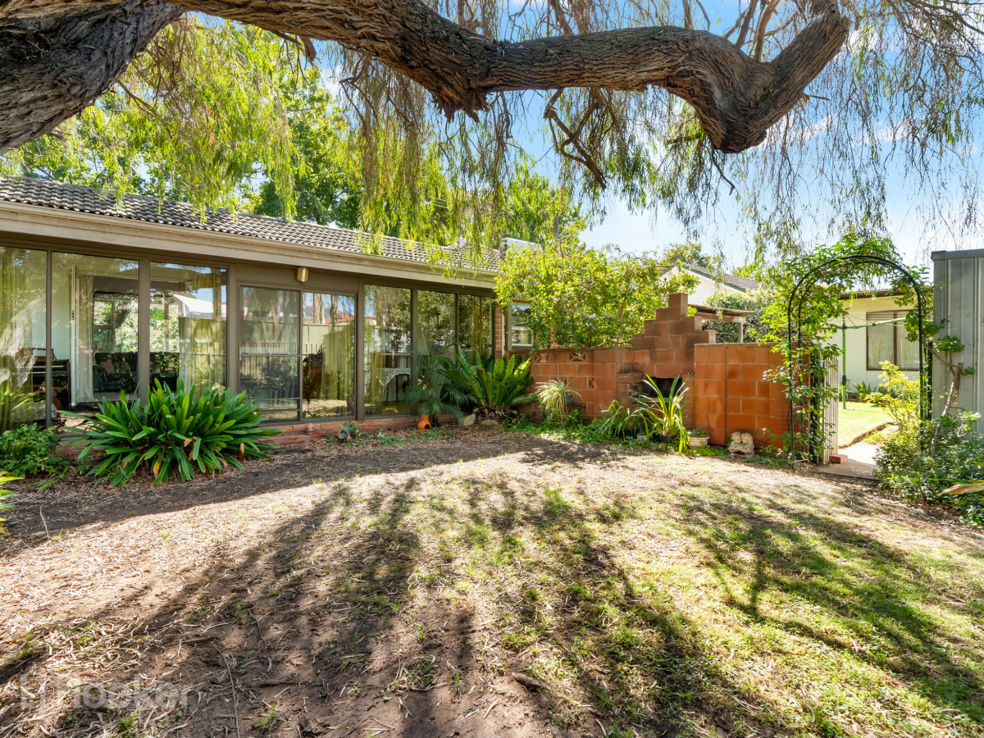 70 Greenglade Drive, PARADISE
