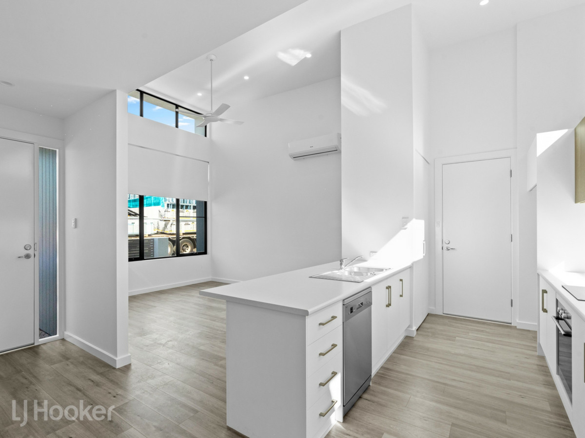 3 Correa Walk, OAKDEN