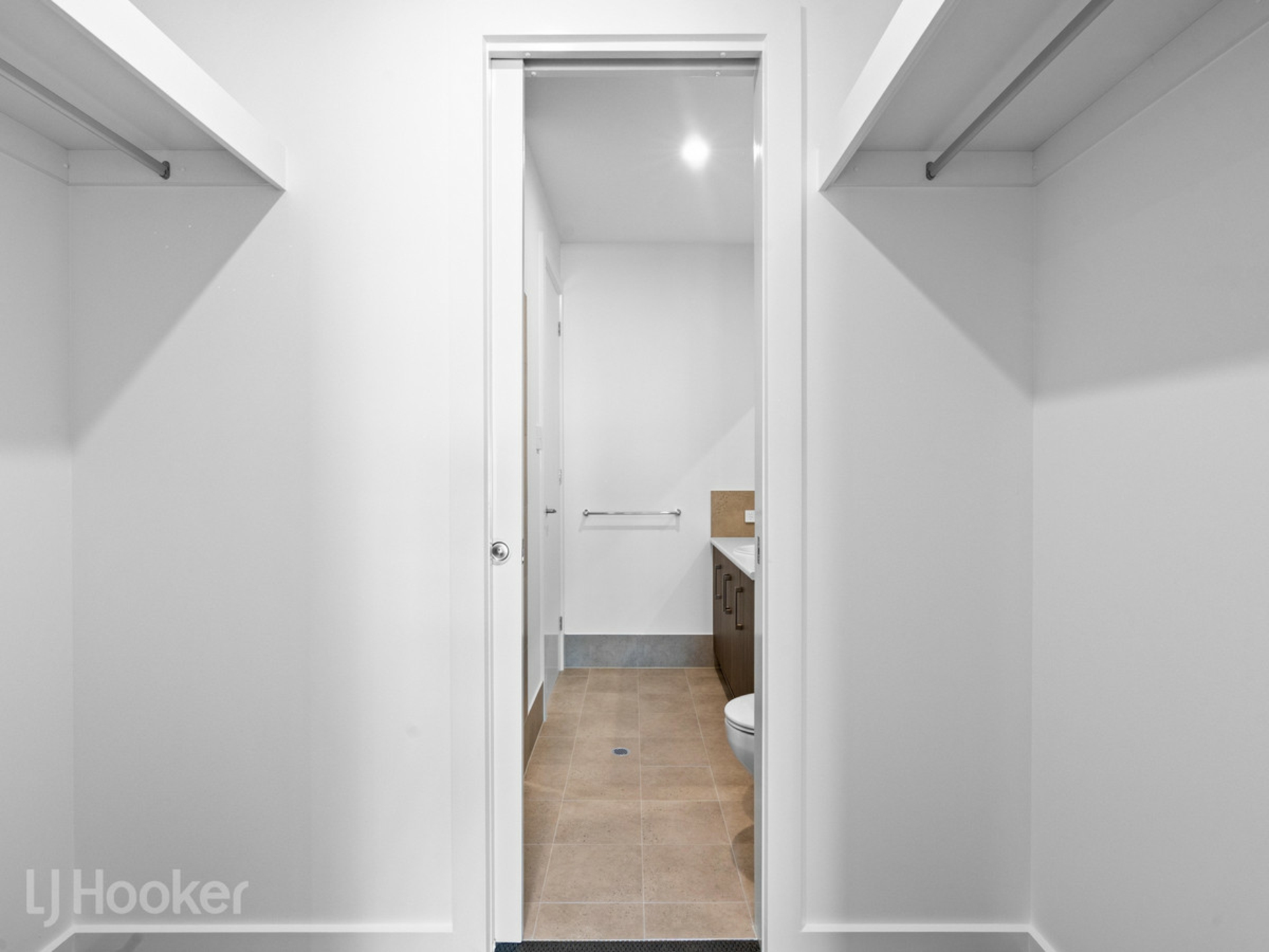 3 Correa Walk, OAKDEN