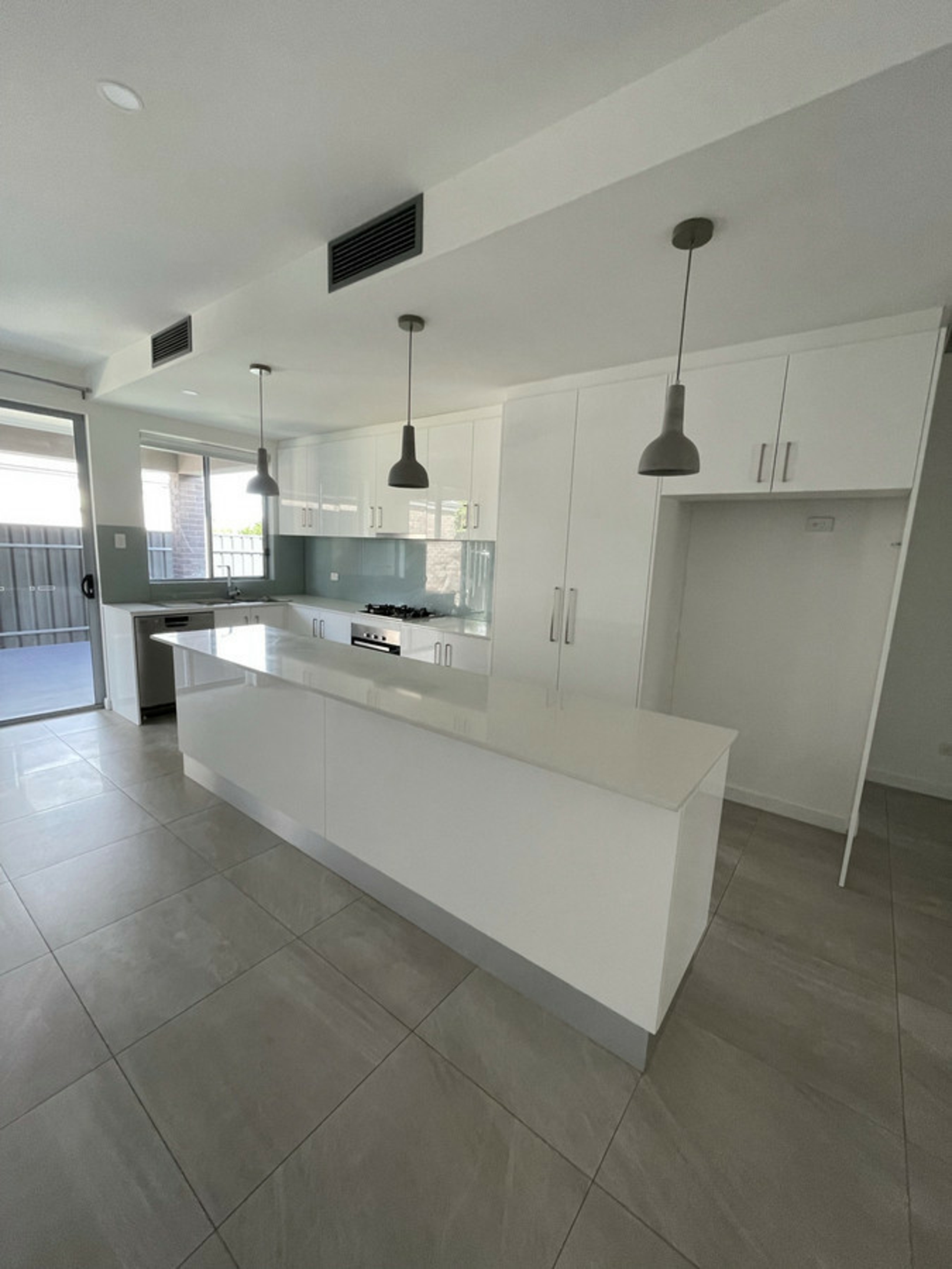 1/4 Mundon Street, CAMPBELLTOWN