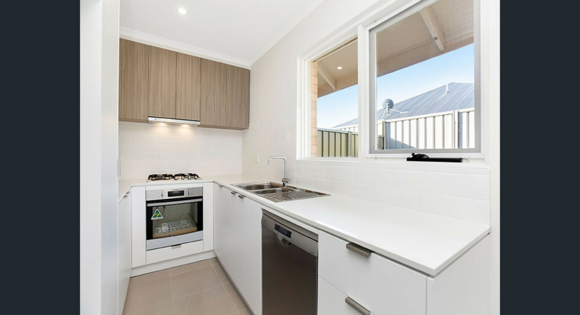 2/3 Albert Place, PAYNEHAM