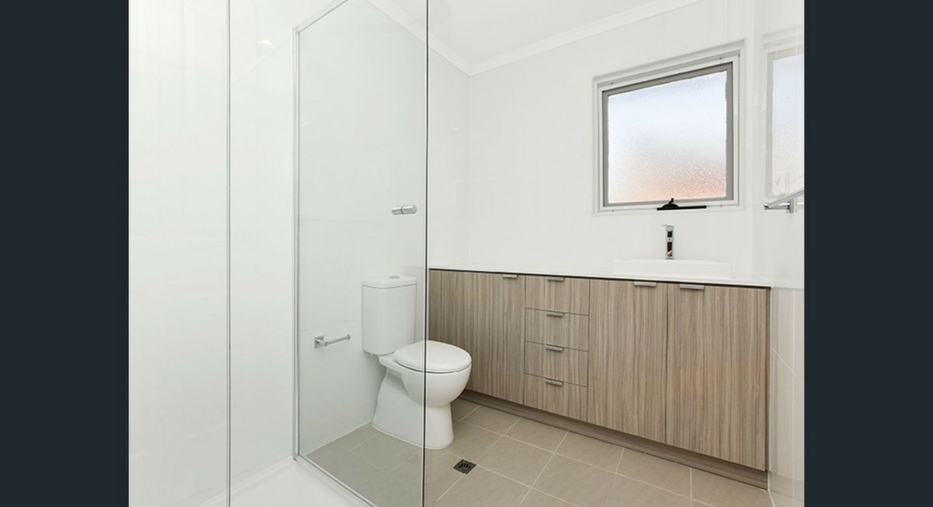 2/3 Albert Place, PAYNEHAM