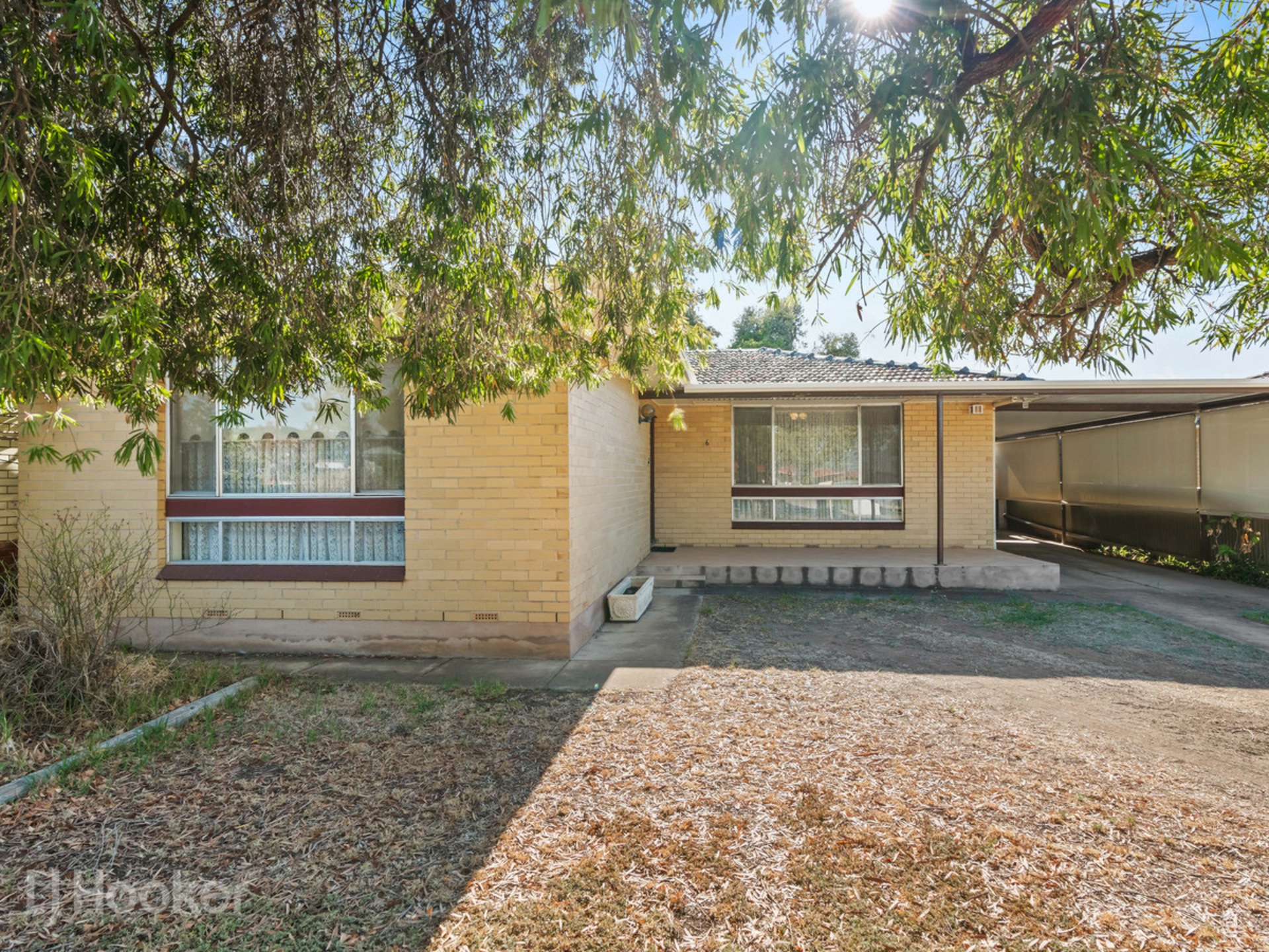 6 Howard Street, WINDSOR GARDENS