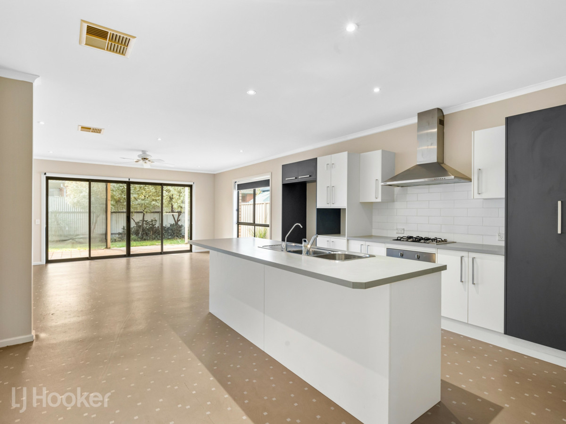 9 Inkster Street, TAPEROO